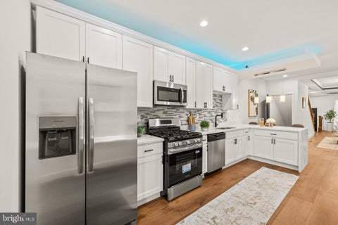 Townhouse For Sale - 1220 N Eden Street<br/> Baltimore City County, BALTIMORE, MD 21213
