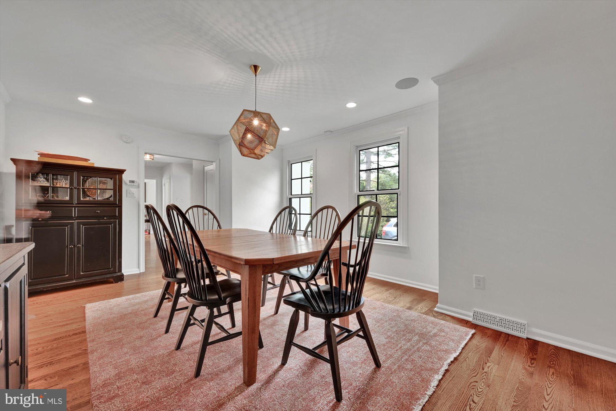 GLADWYNE - Residential