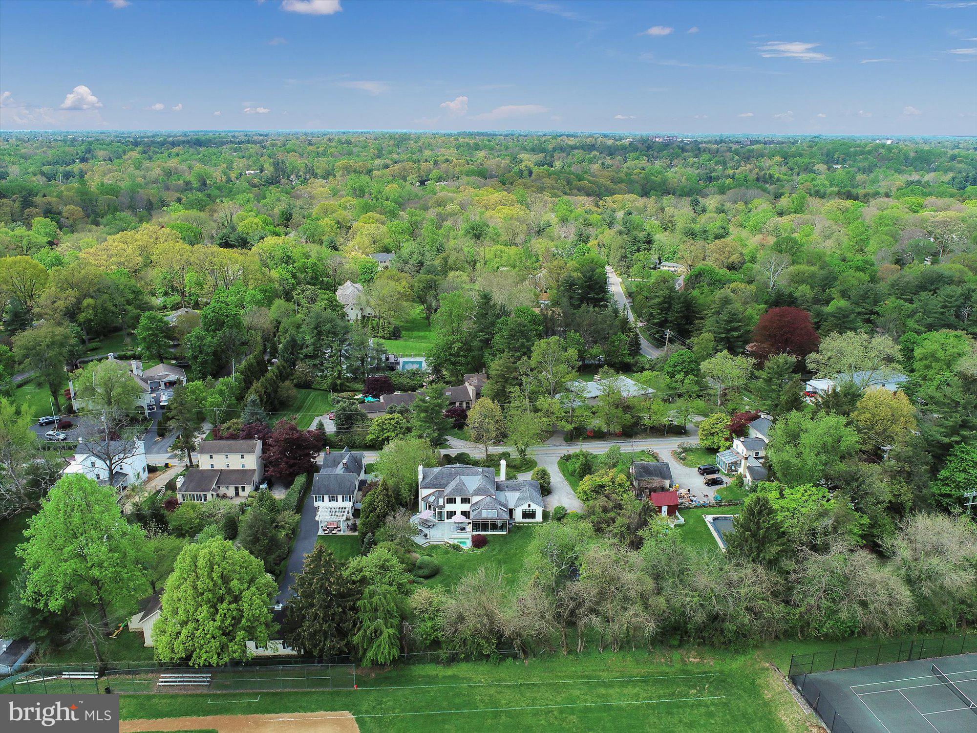 GLADWYNE - Residential