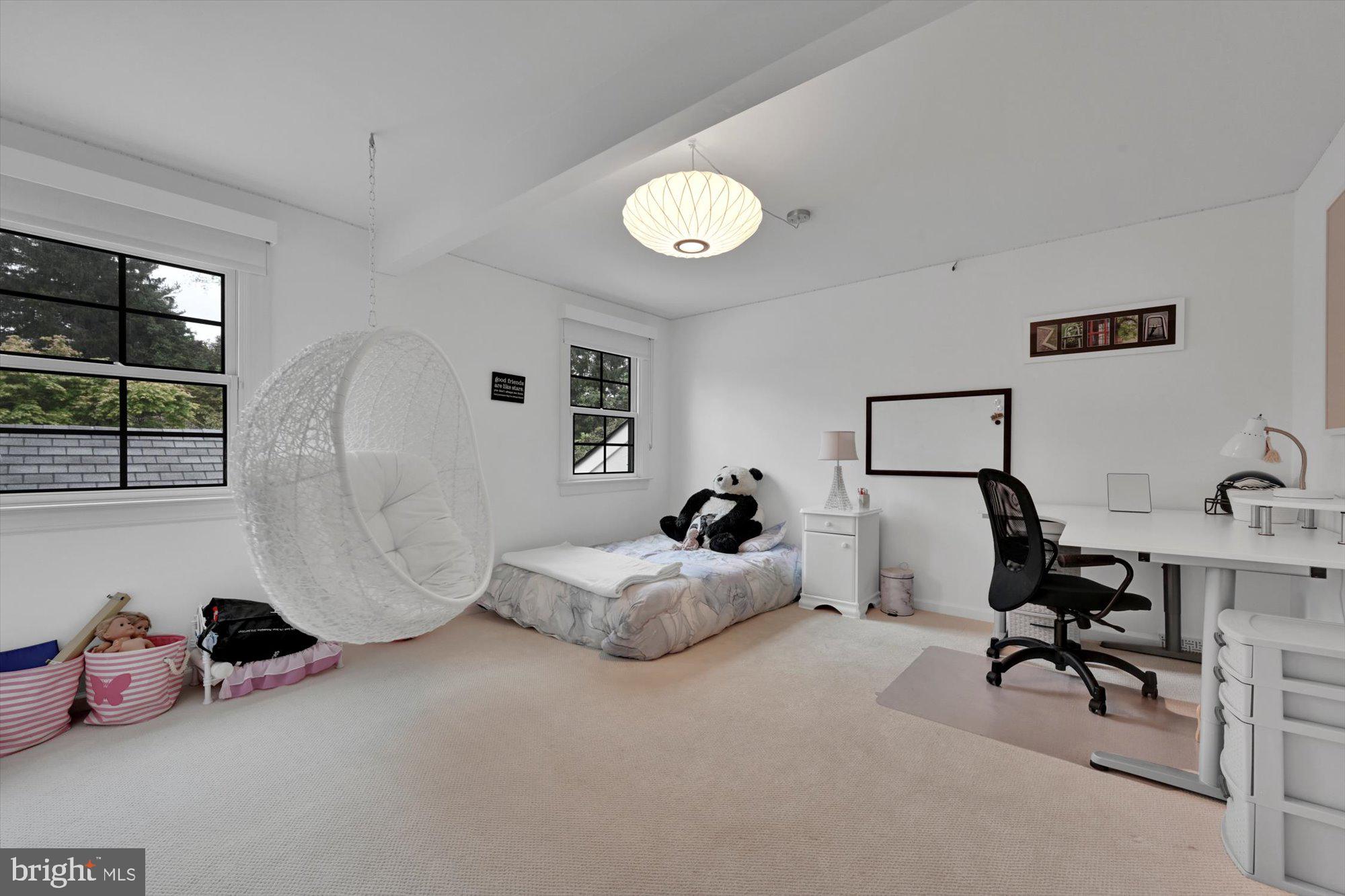 GLADWYNE - Residential