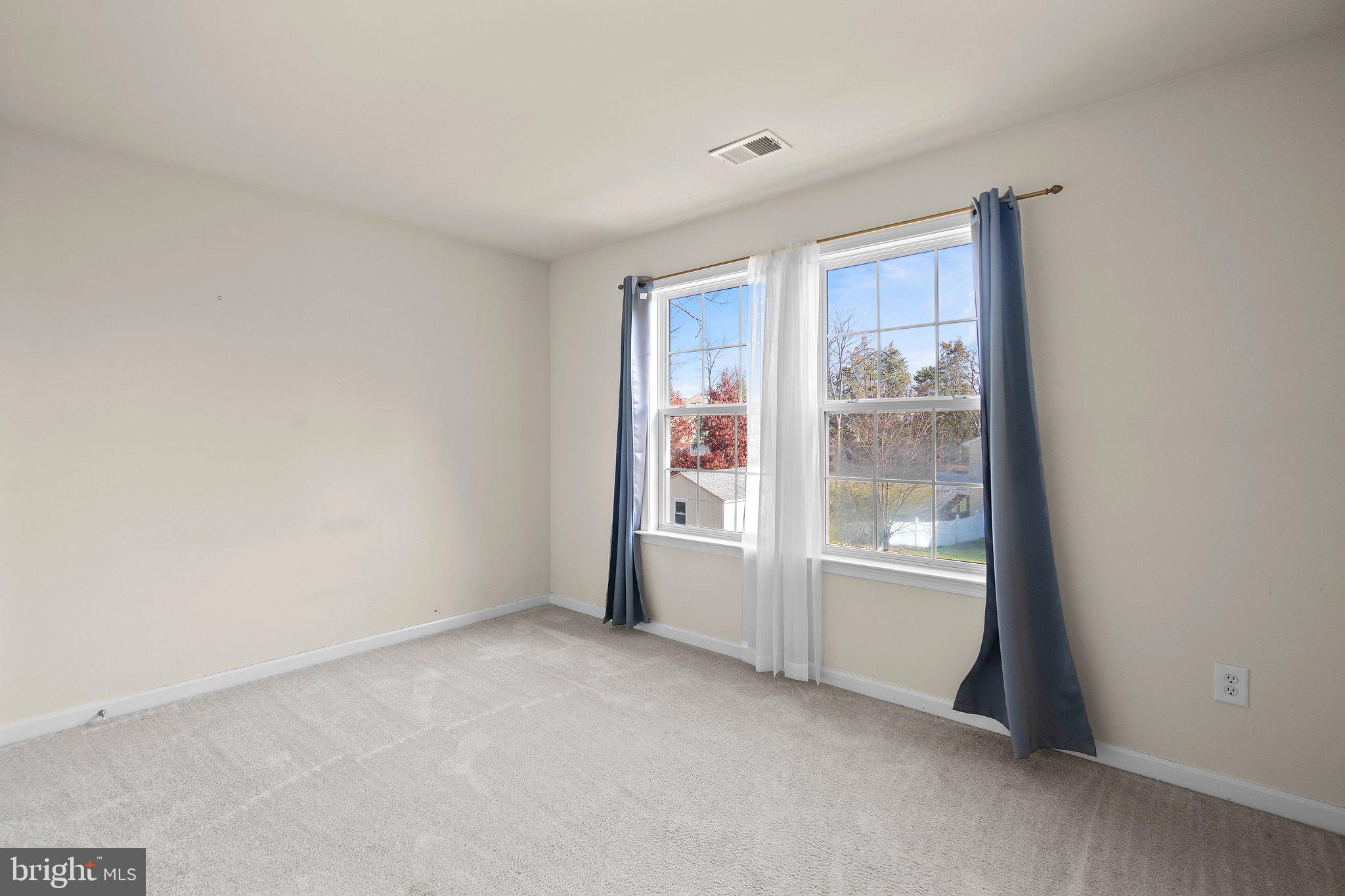 BROOKFIELD ON THE POTOMAC - Residential