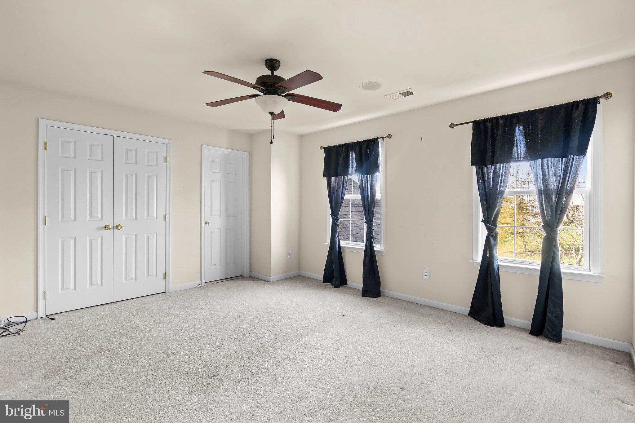 BROOKFIELD ON THE POTOMAC - Residential