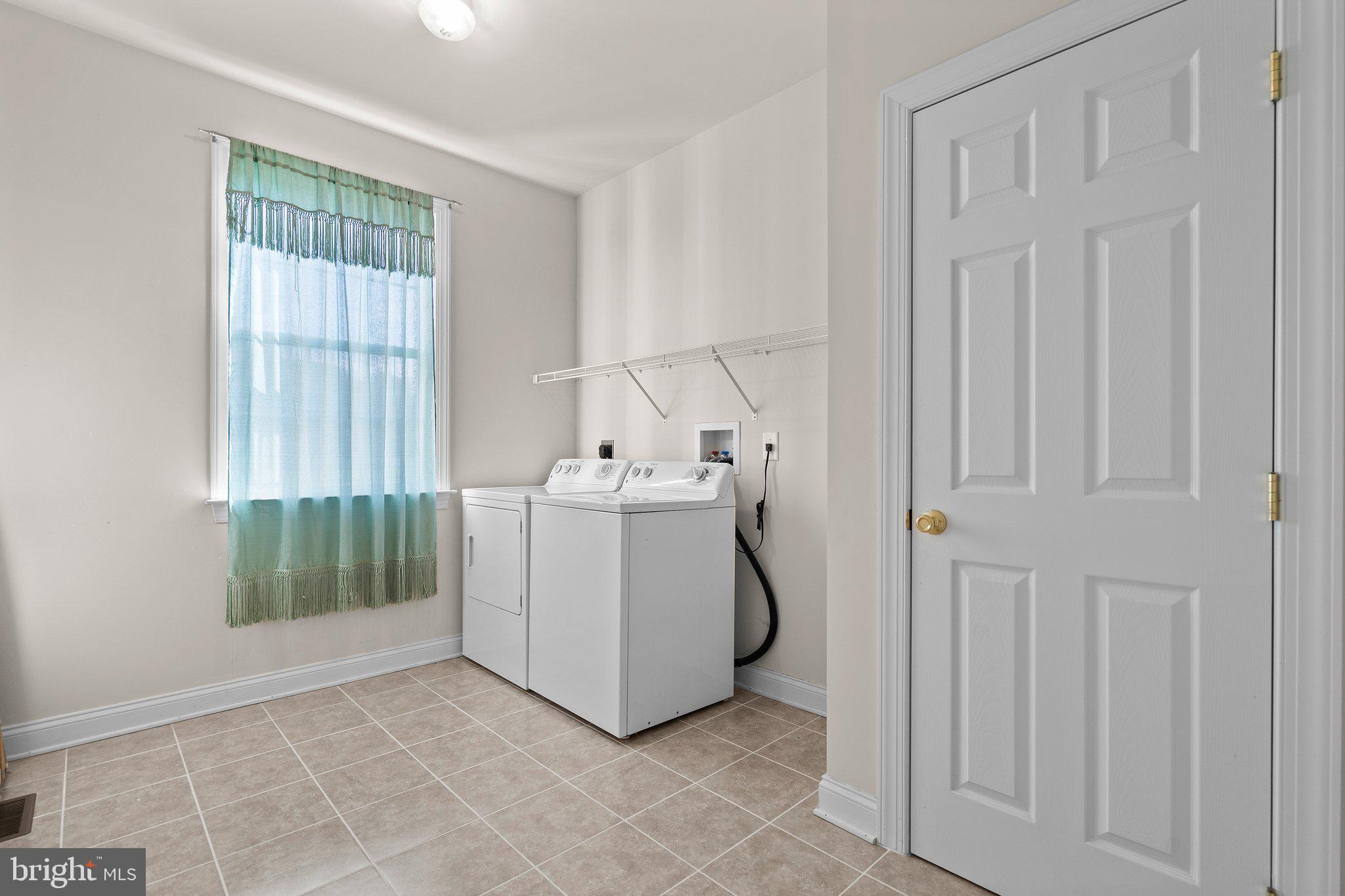 BROOKFIELD ON THE POTOMAC - Residential