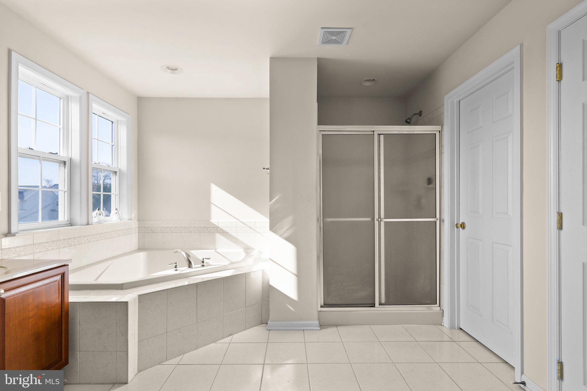 BROOKFIELD ON THE POTOMAC - Residential