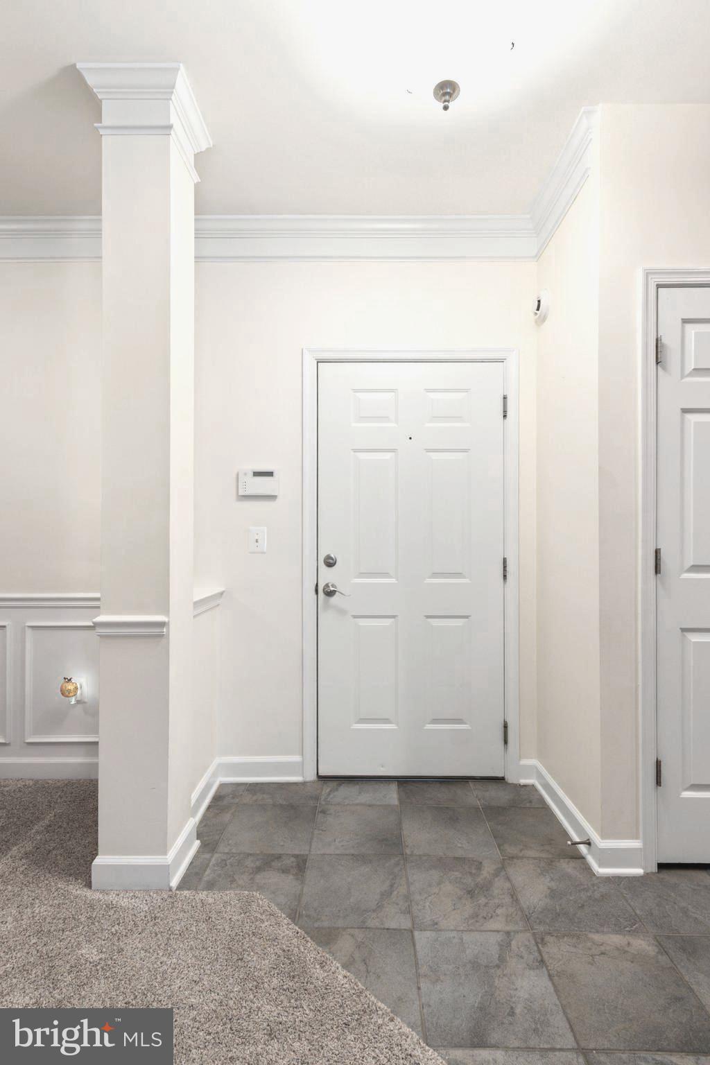 COBBLESTONE SQUARE - Residential