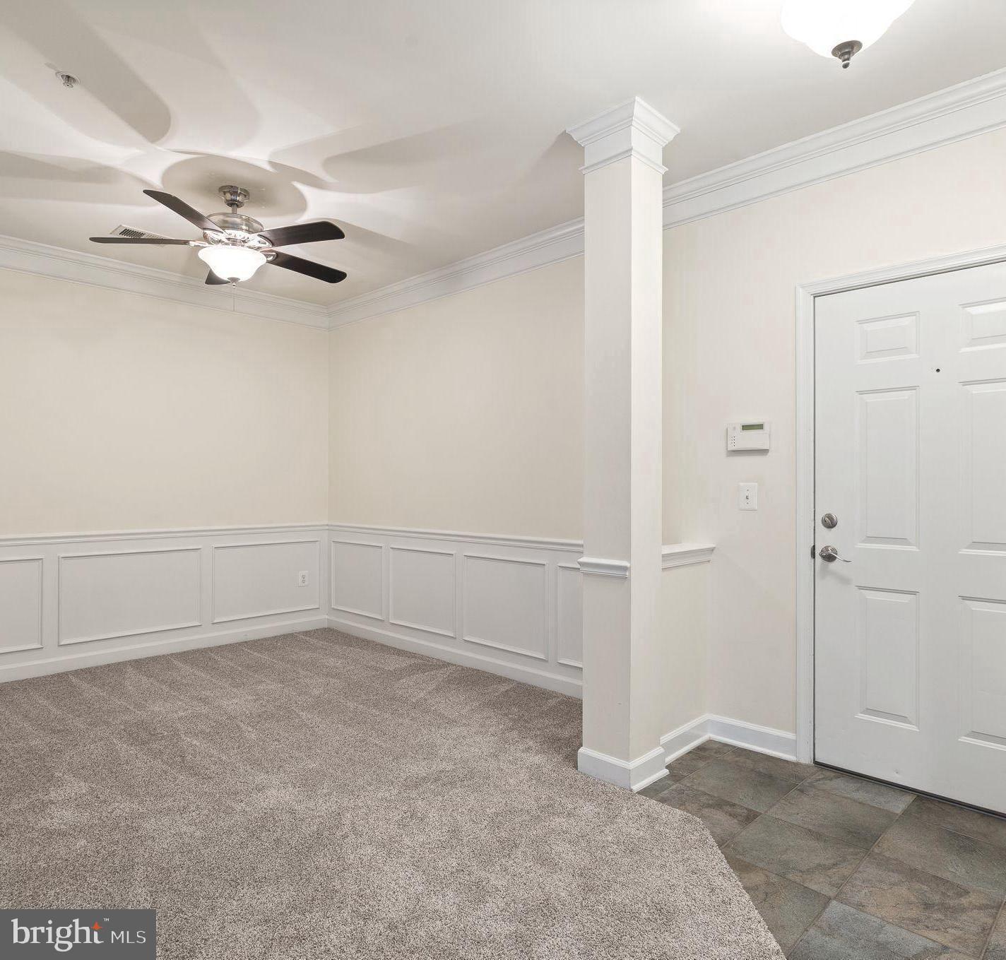 COBBLESTONE SQUARE - Residential