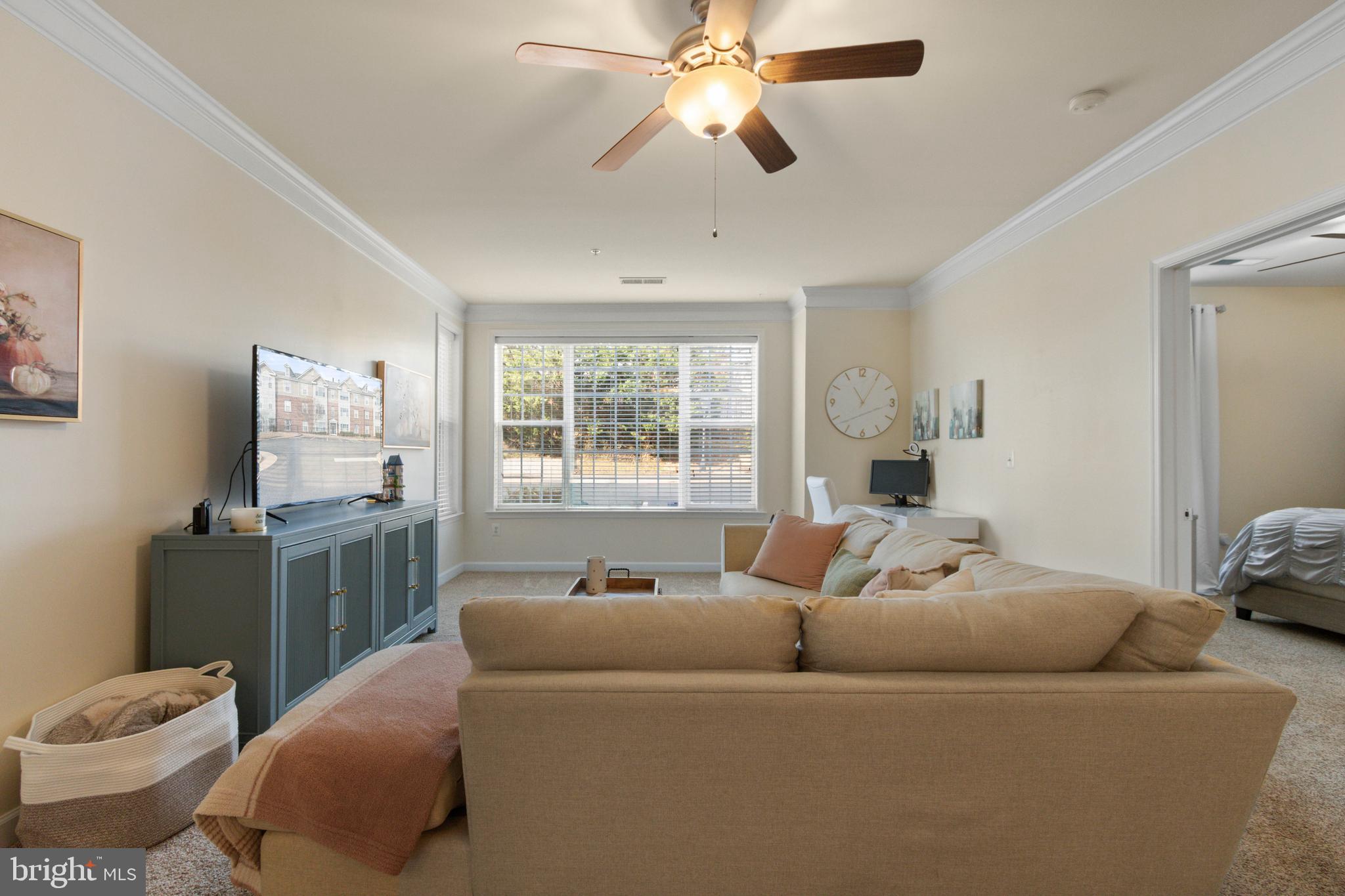 COBBLESTONE SQUARE - Residential