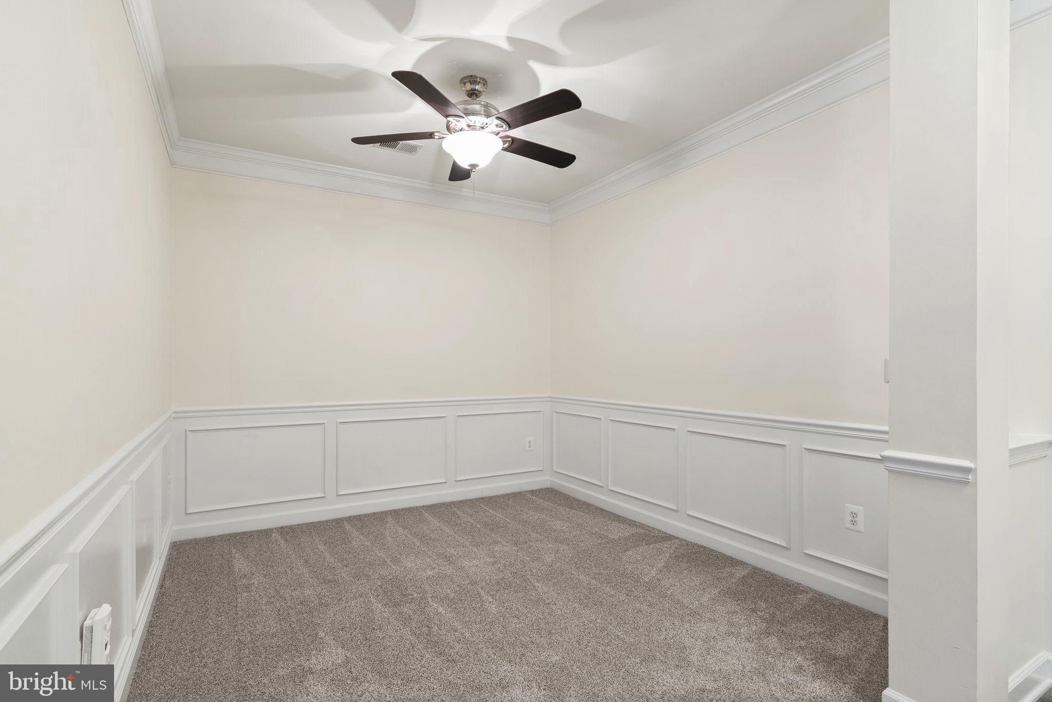 COBBLESTONE SQUARE - Residential