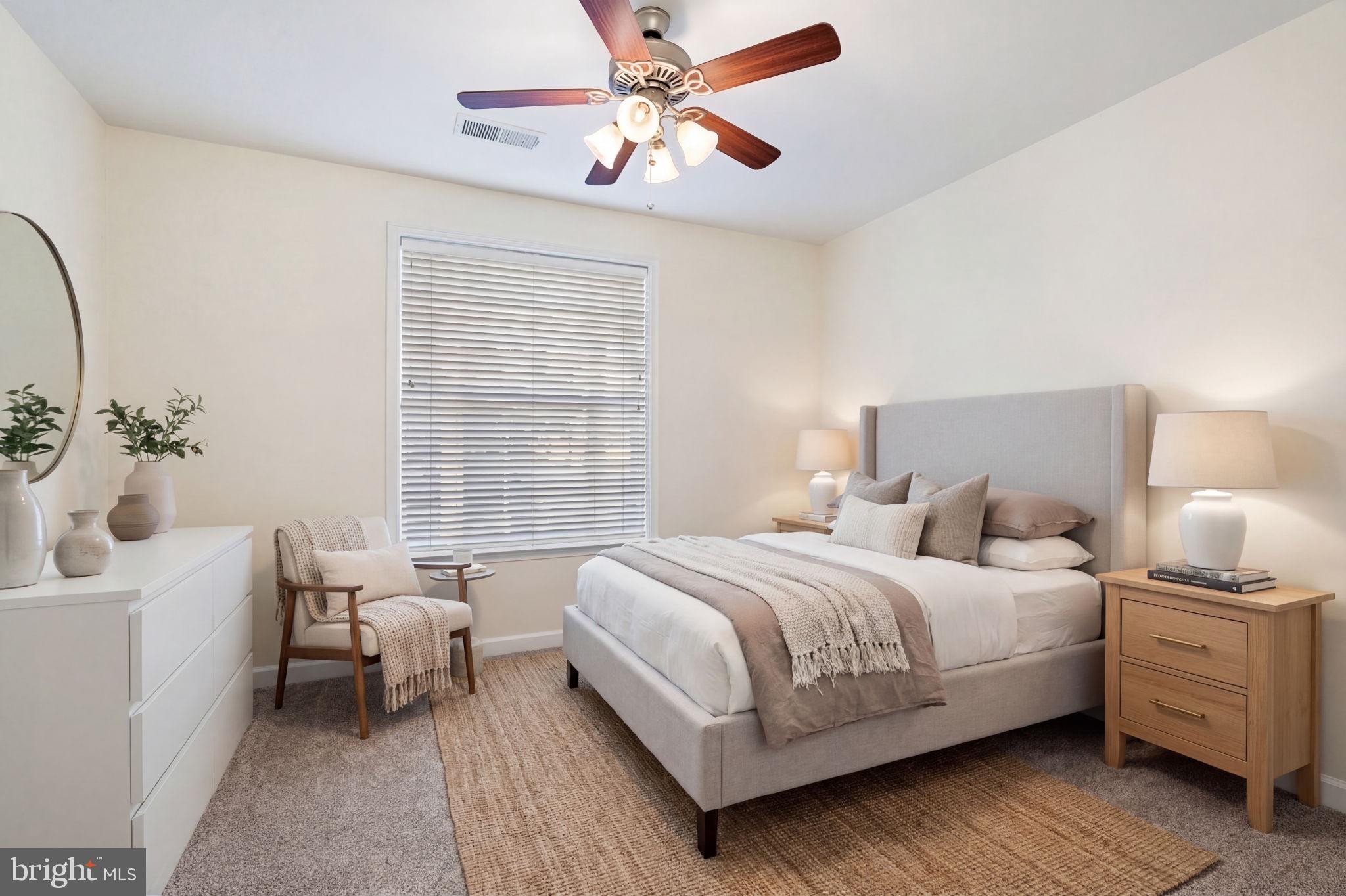 COBBLESTONE SQUARE - Residential