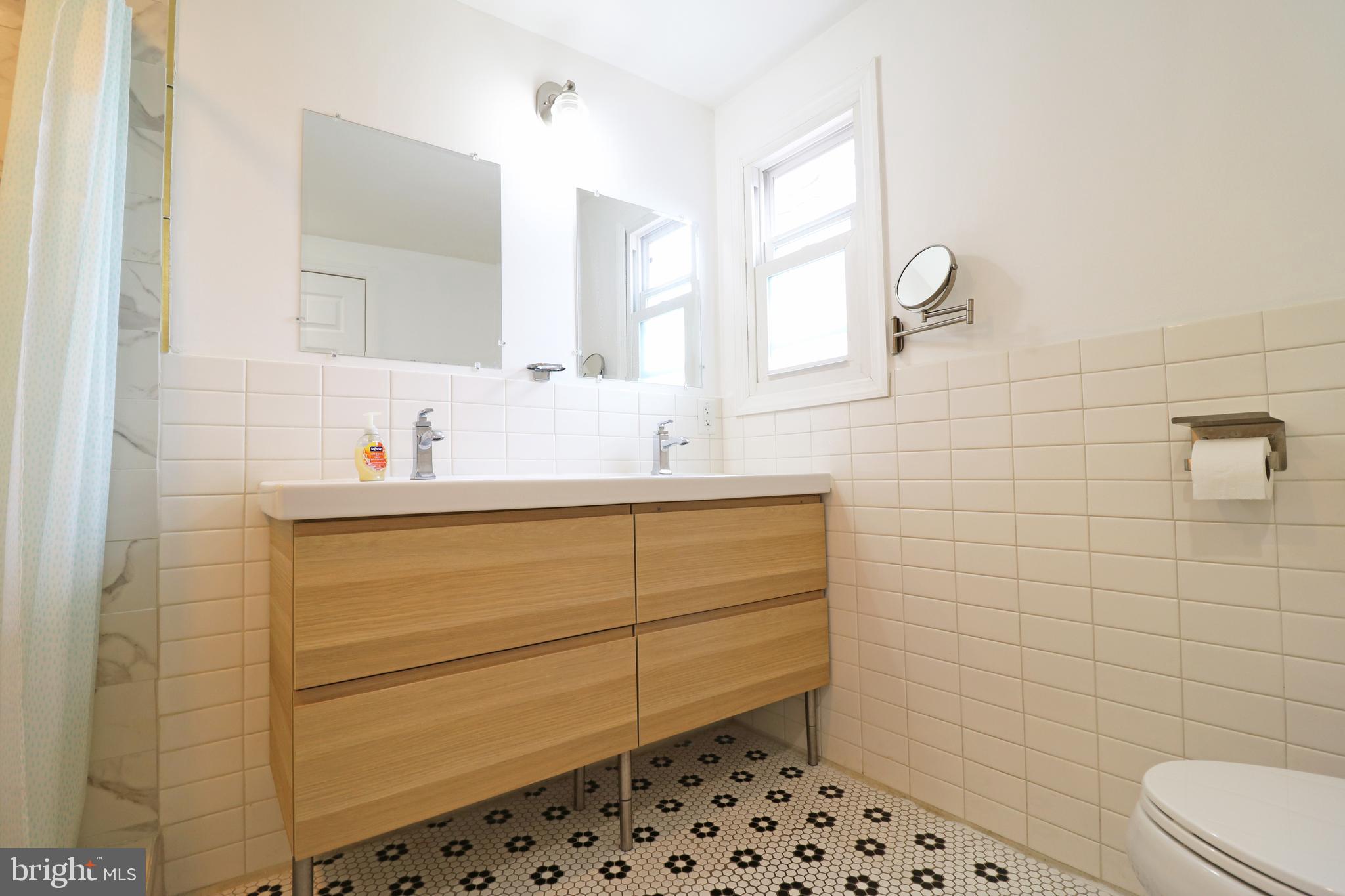 DREXEL PARK GARDEN - Residential Lease