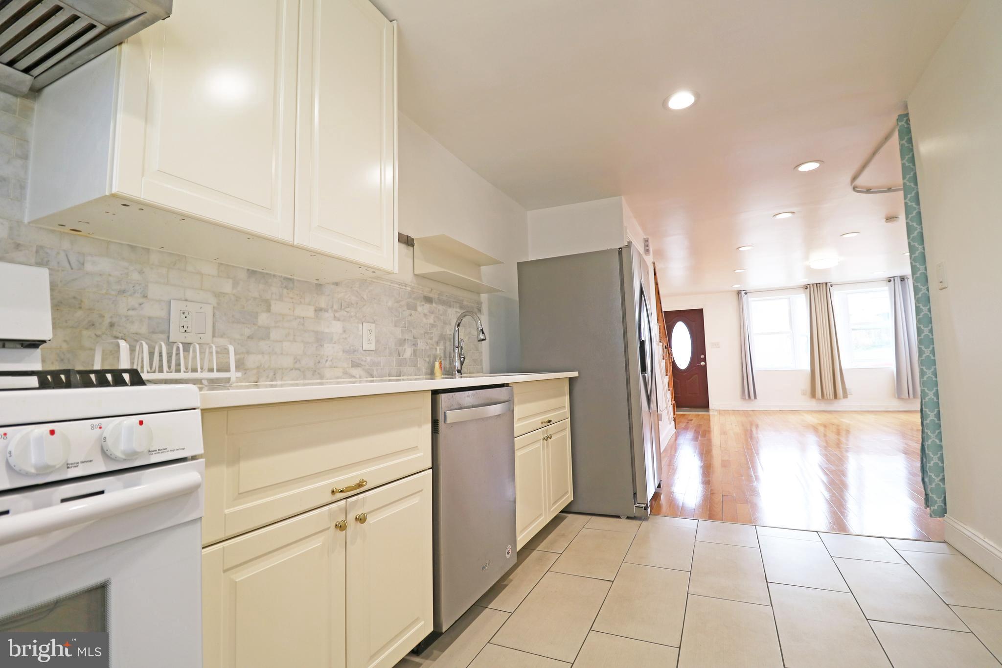 DREXEL PARK GARDEN - Residential Lease