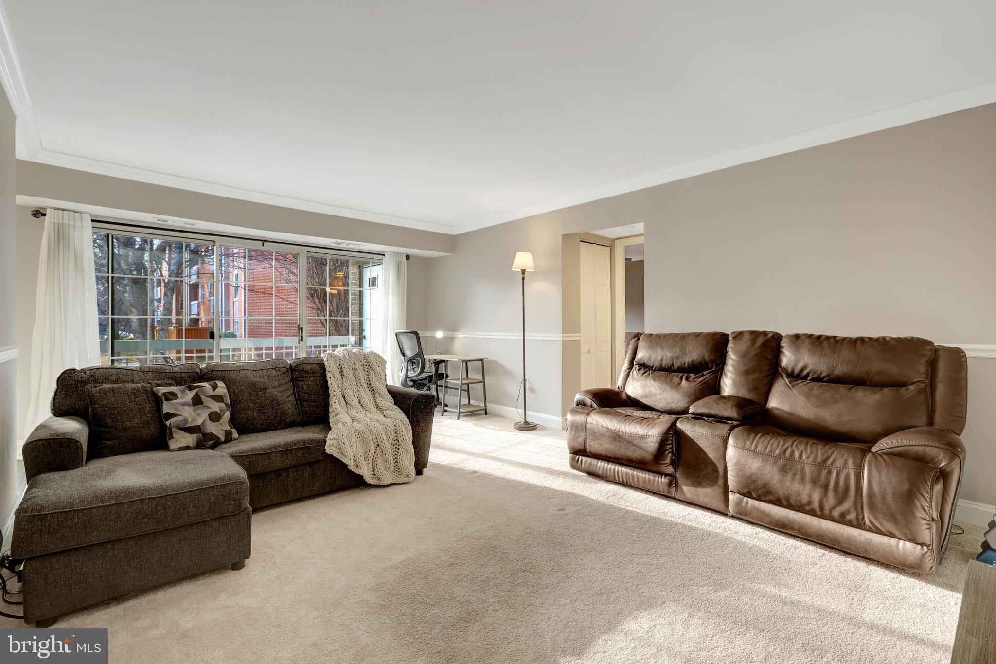 MC LEAN CHASE - Residential