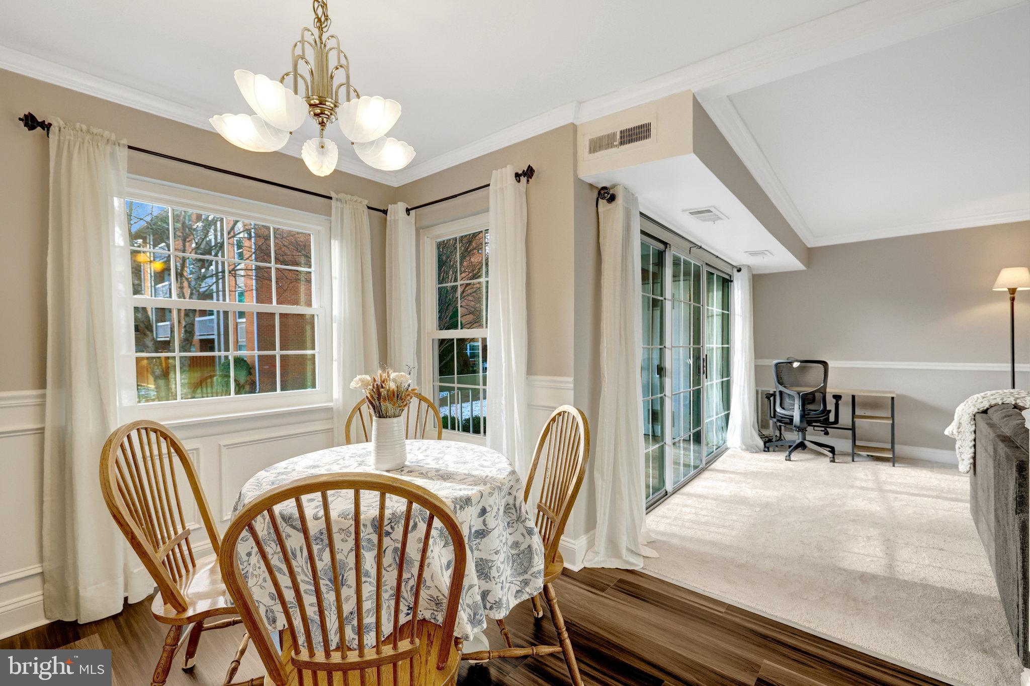 MC LEAN CHASE - Residential