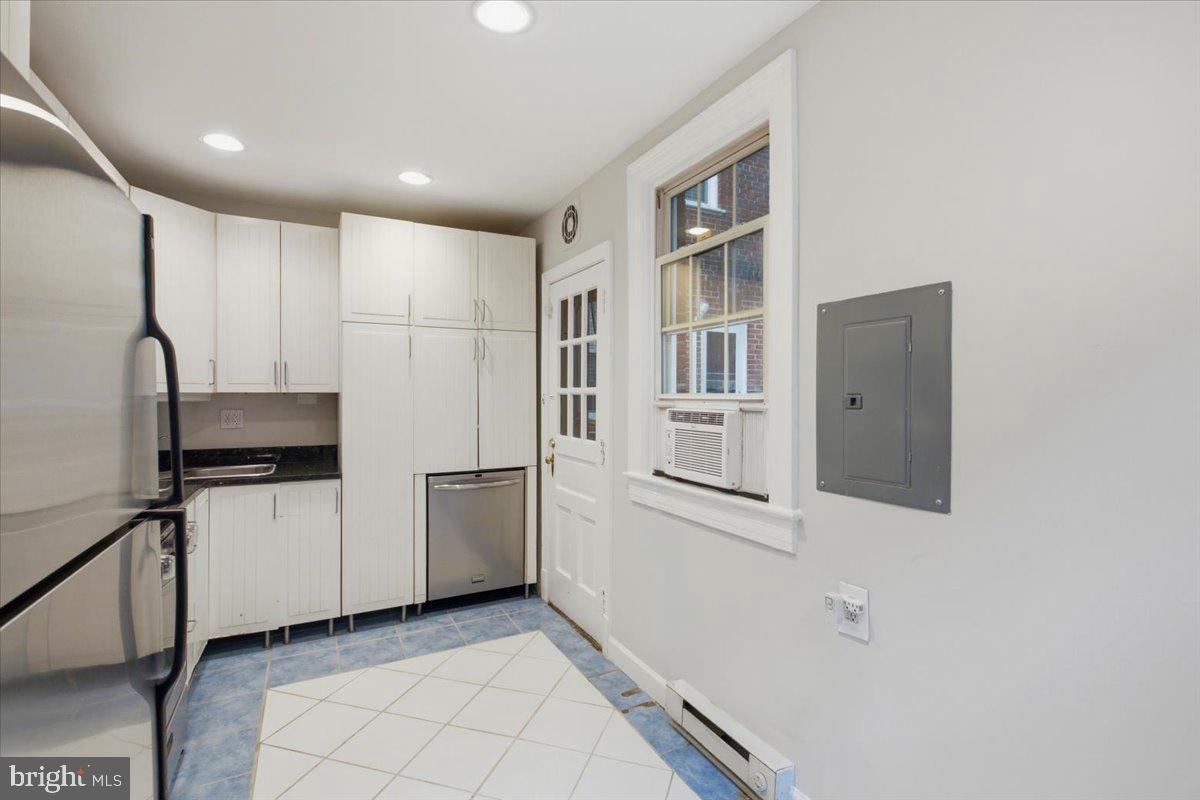 2600 16TH STREET S 684