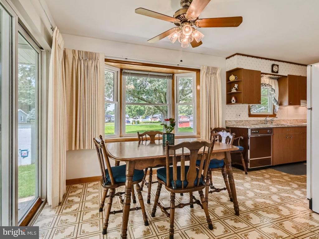 ELMHURST - Residential