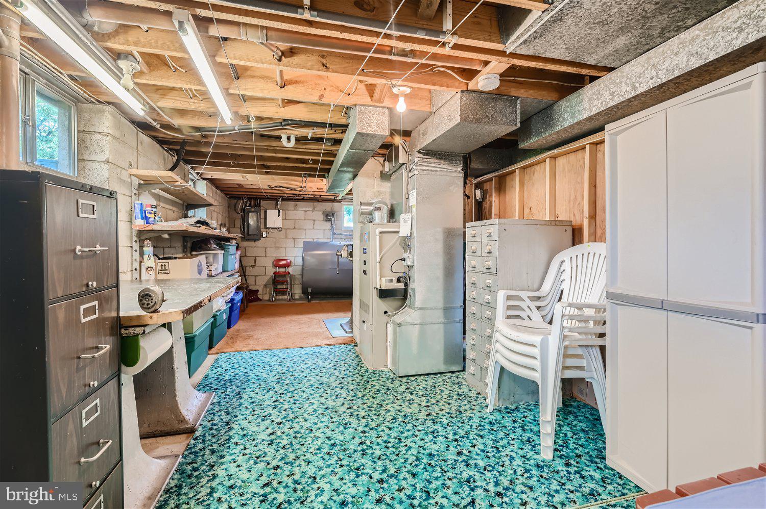 ELMHURST - Residential