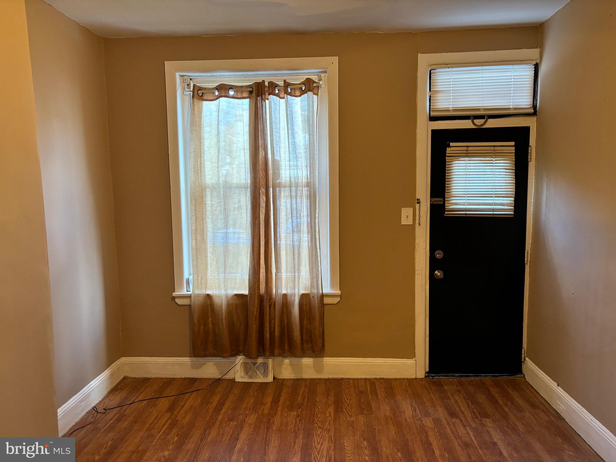 FRANKFORD - Residential