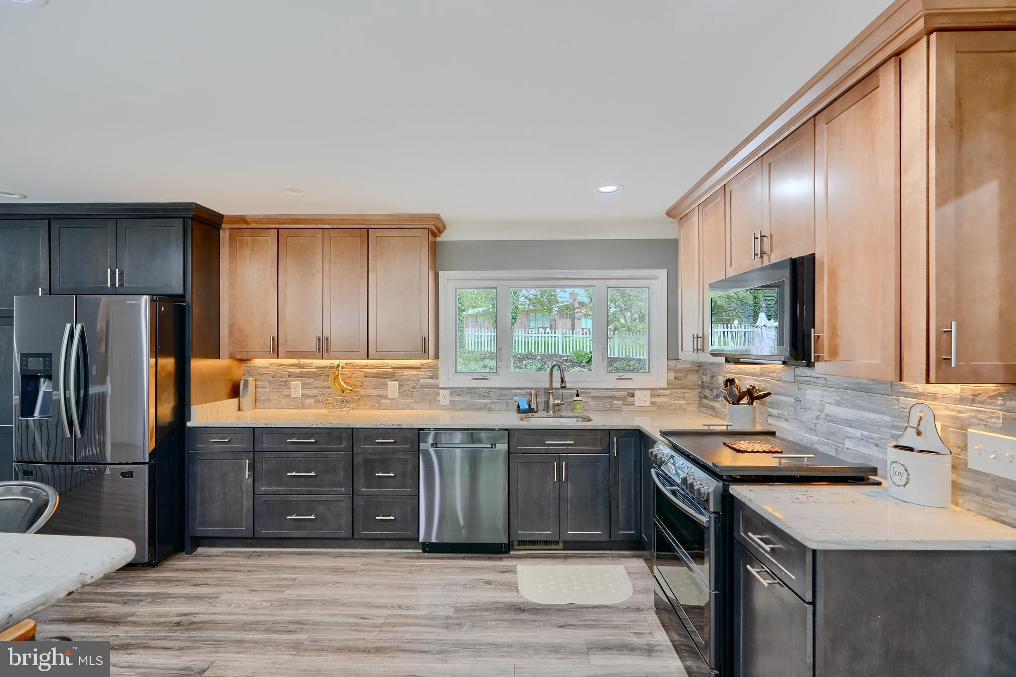 WAKEFIELD MEADOWS - Residential