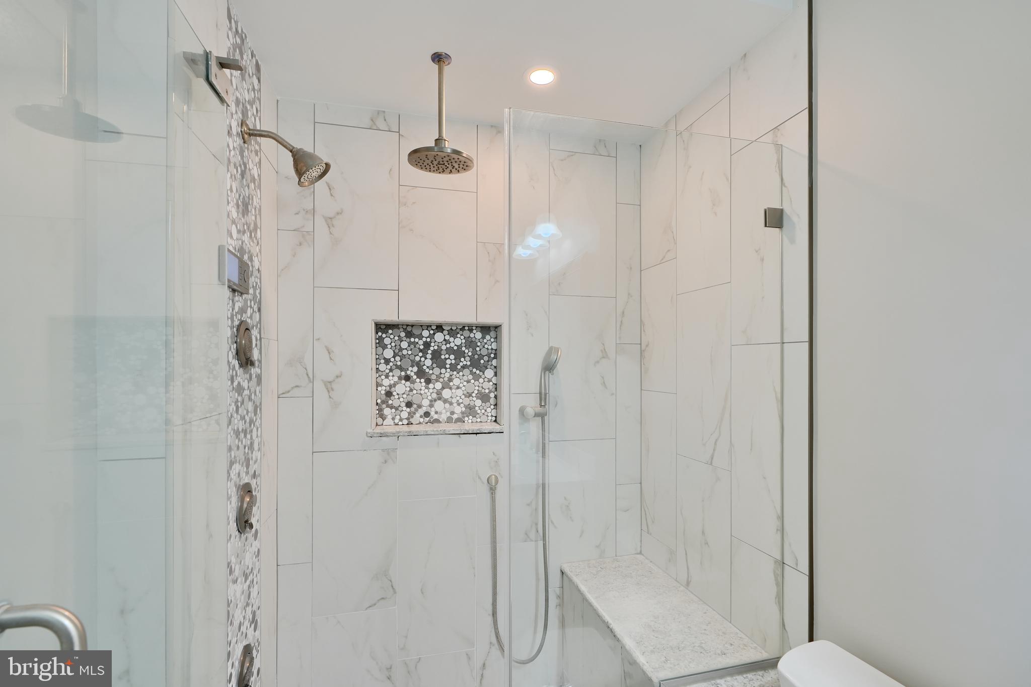 WAKEFIELD MEADOWS - Residential