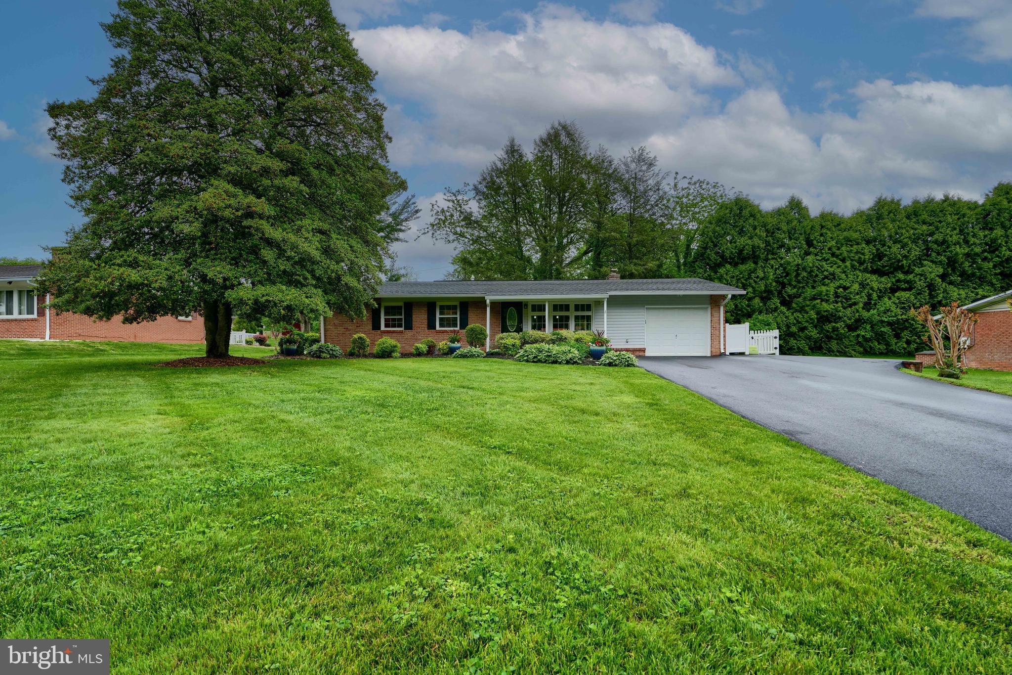 109 W BELCREST ROAD