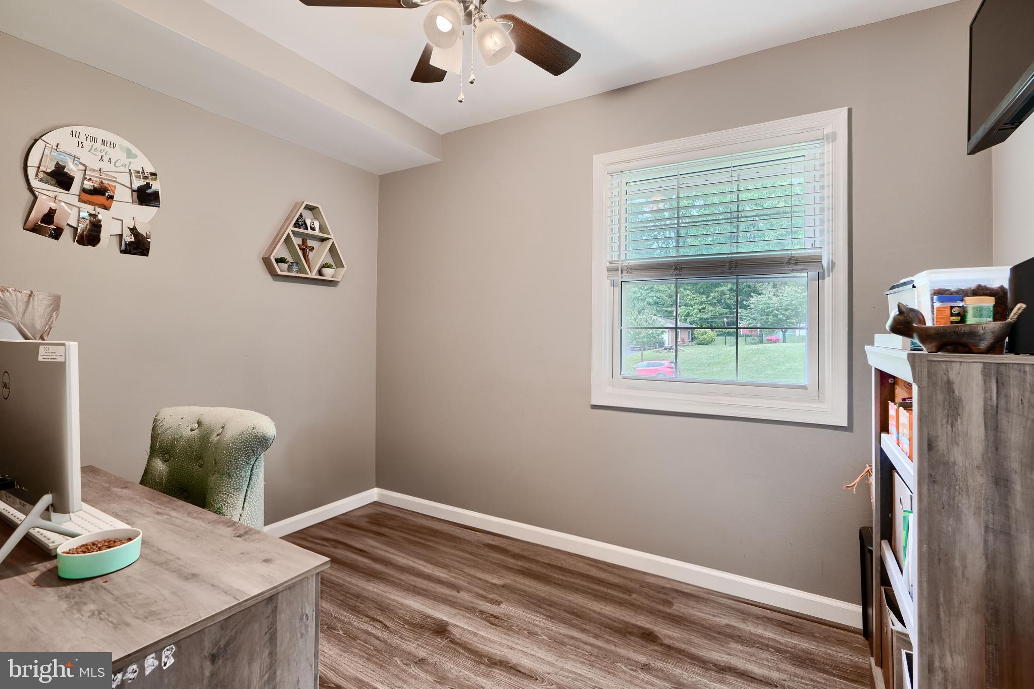 WAKEFIELD MEADOWS - Residential