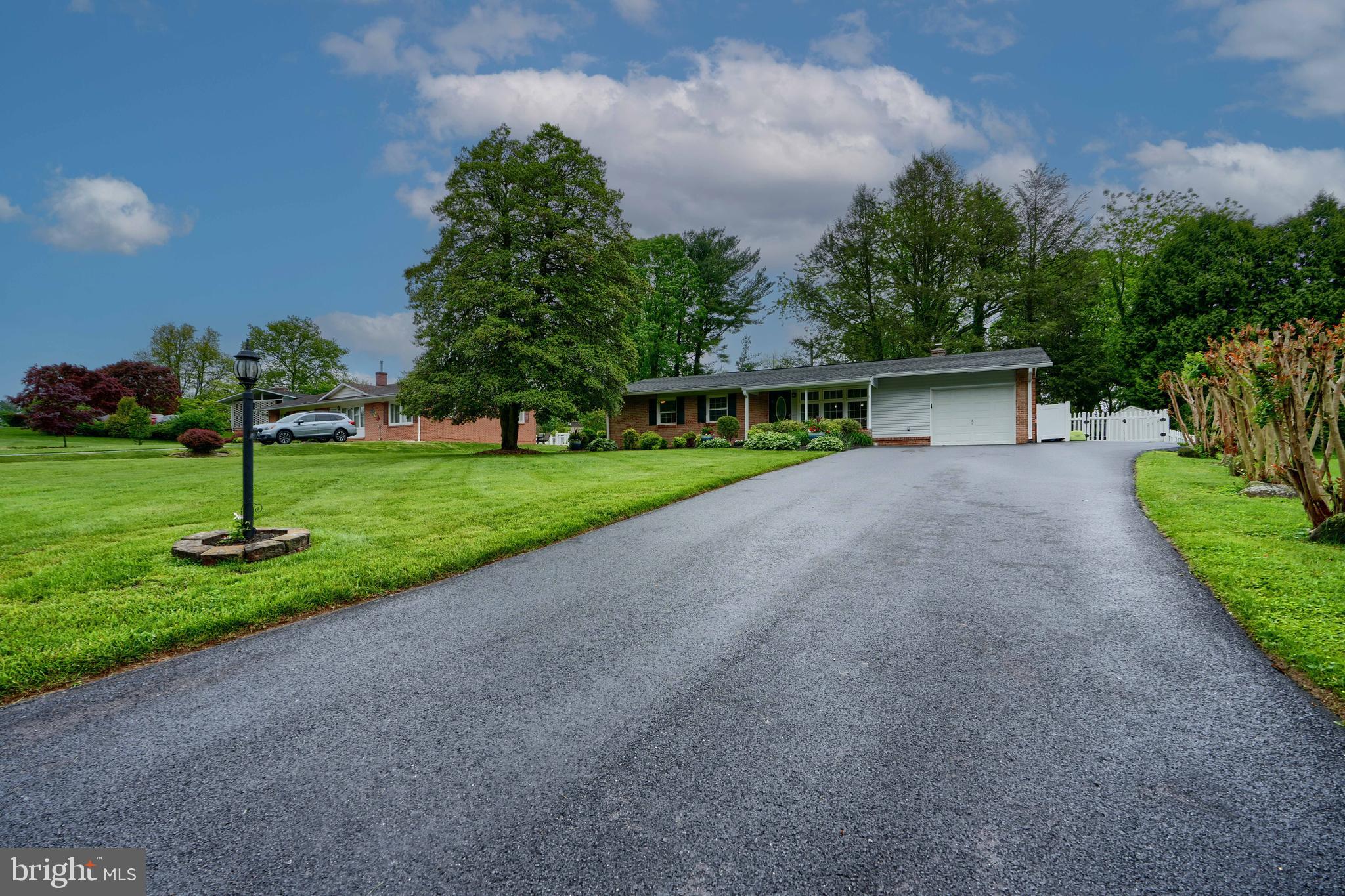 WAKEFIELD MEADOWS - Residential