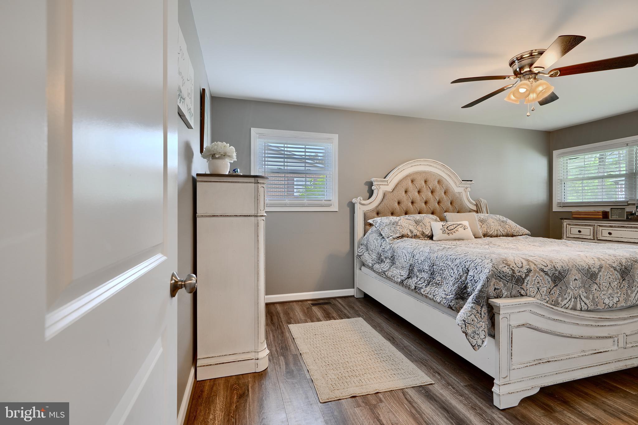 WAKEFIELD MEADOWS - Residential