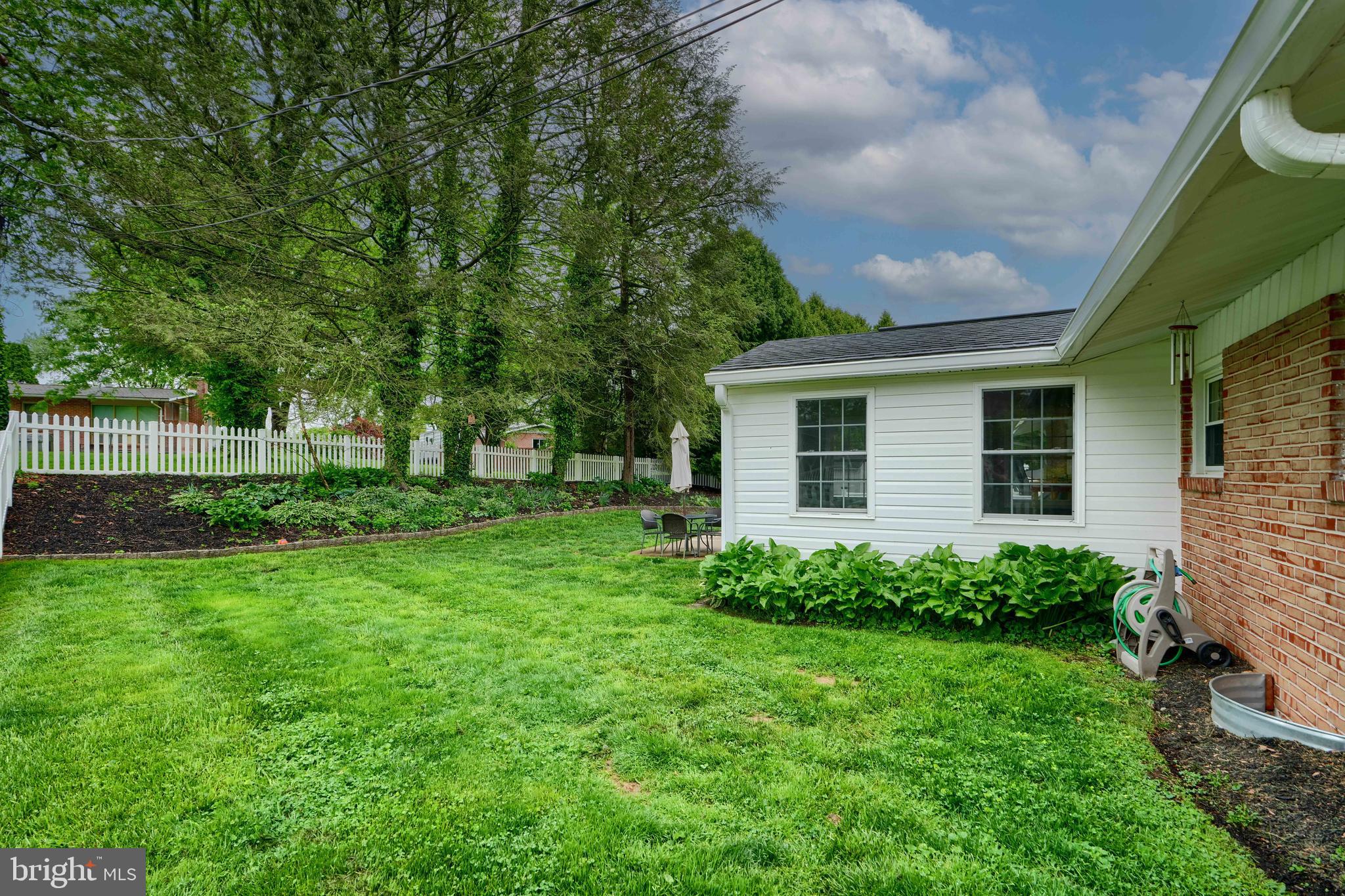 WAKEFIELD MEADOWS - Residential