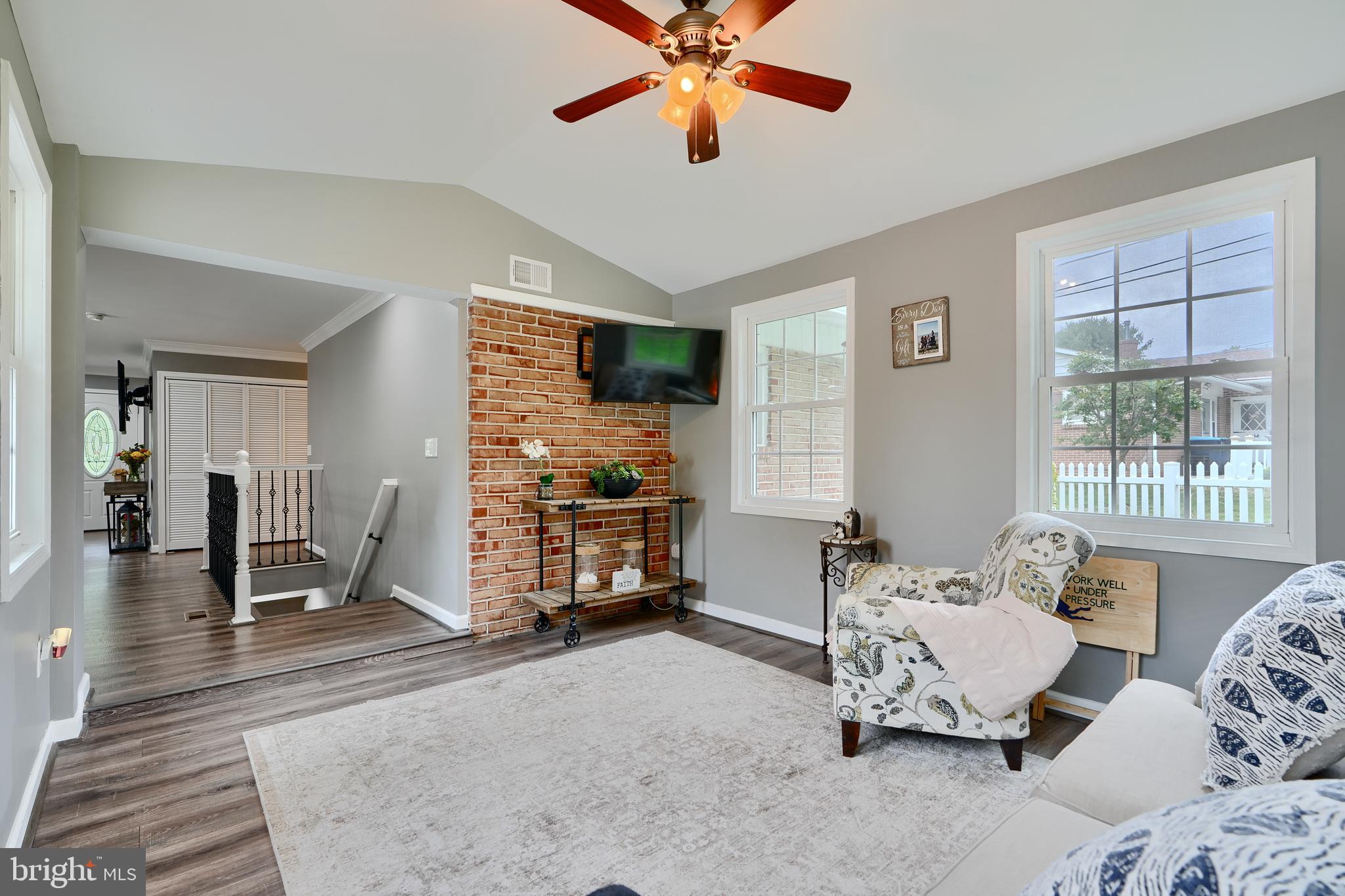 WAKEFIELD MEADOWS - Residential