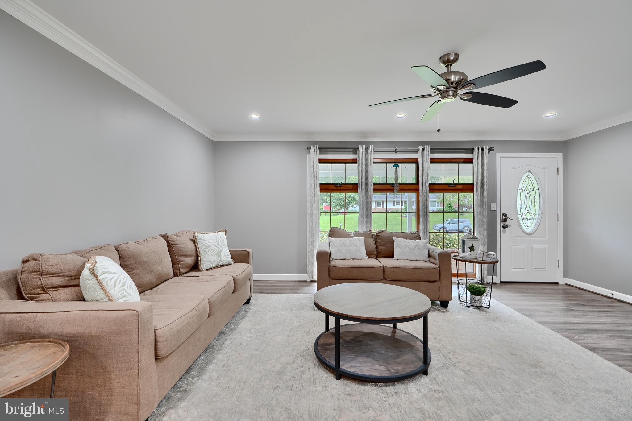 WAKEFIELD MEADOWS - Residential