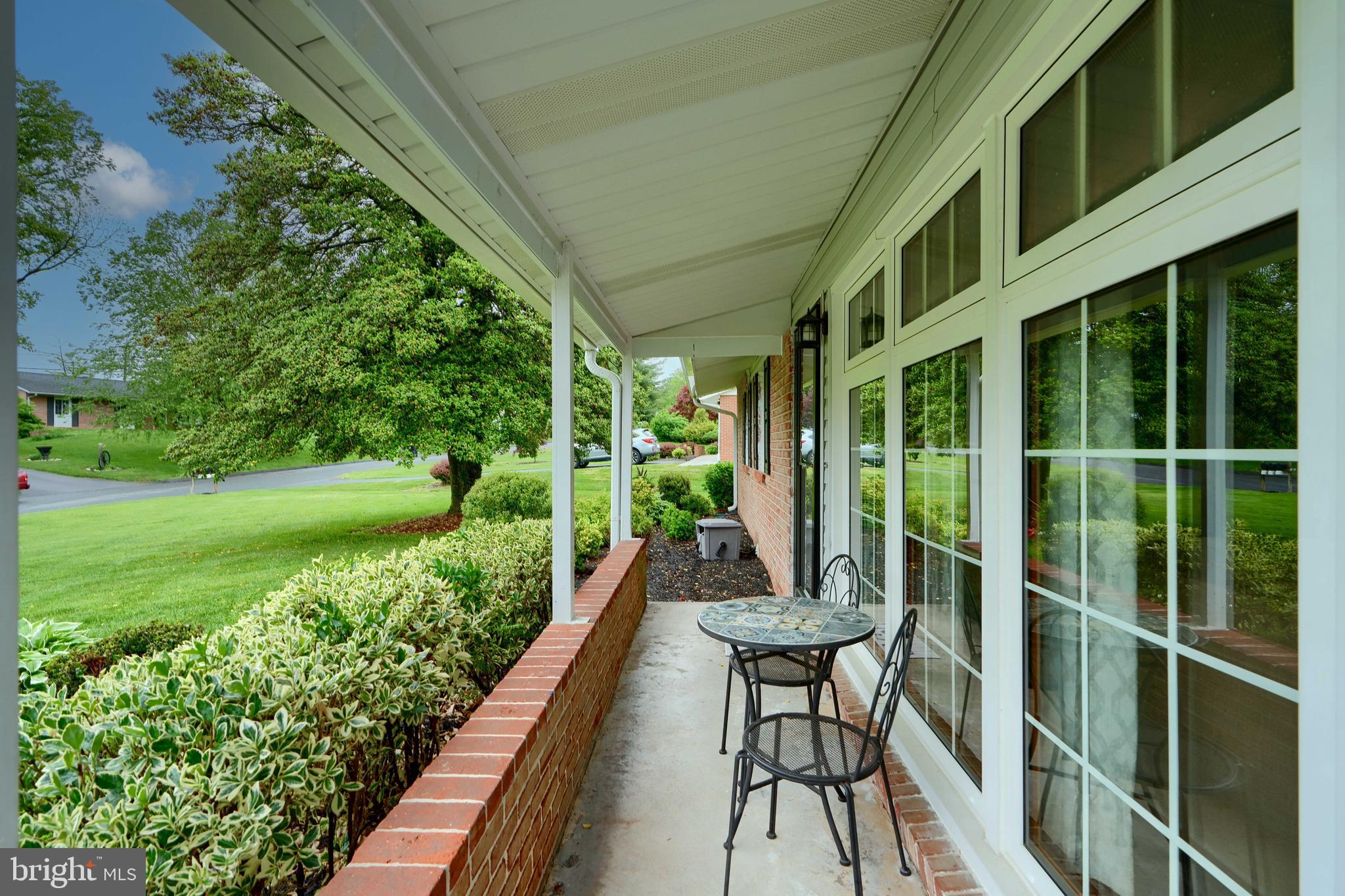 109 W BELCREST ROAD