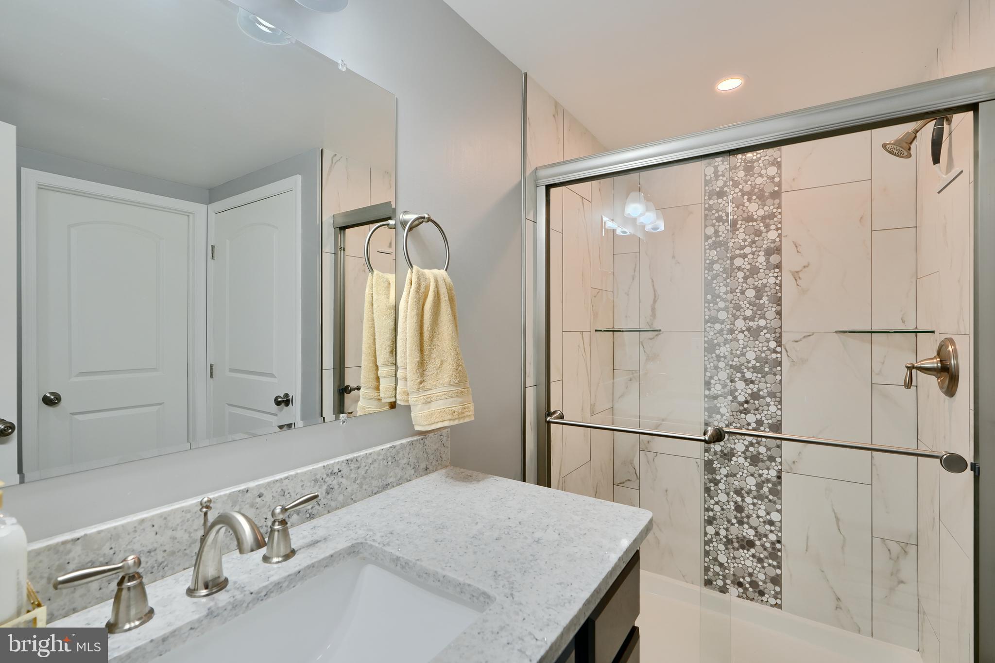 WAKEFIELD MEADOWS - Residential