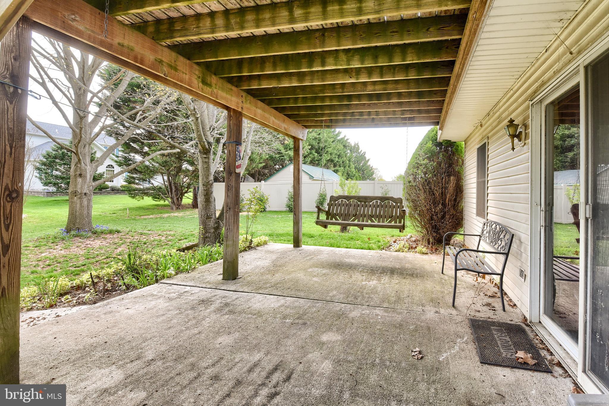 HOLLYWOOD ESTATES - Residential