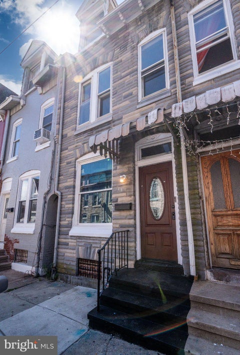 Townhouse For Sale - 414 Rosenthal Street<br/> READING, PA 19601
