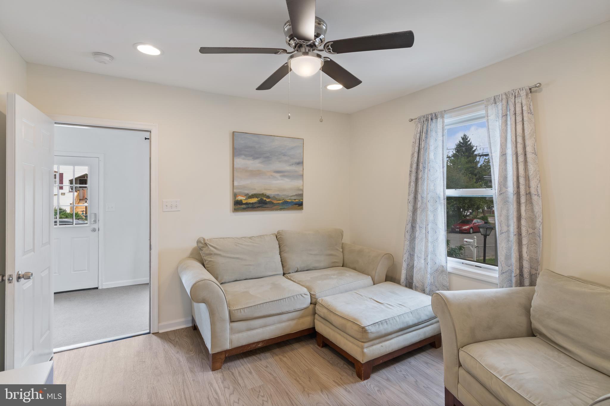 LORRAINE PARK - Residential