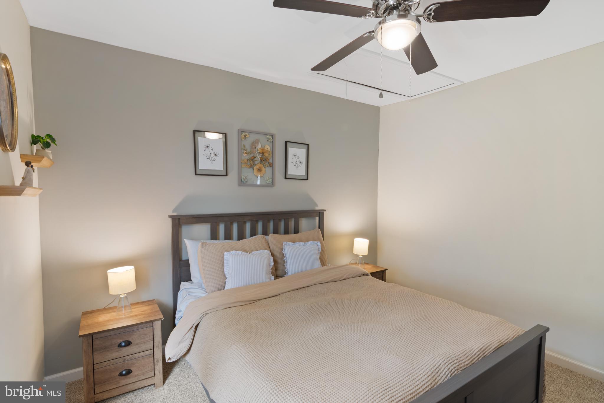 LORRAINE PARK - Residential