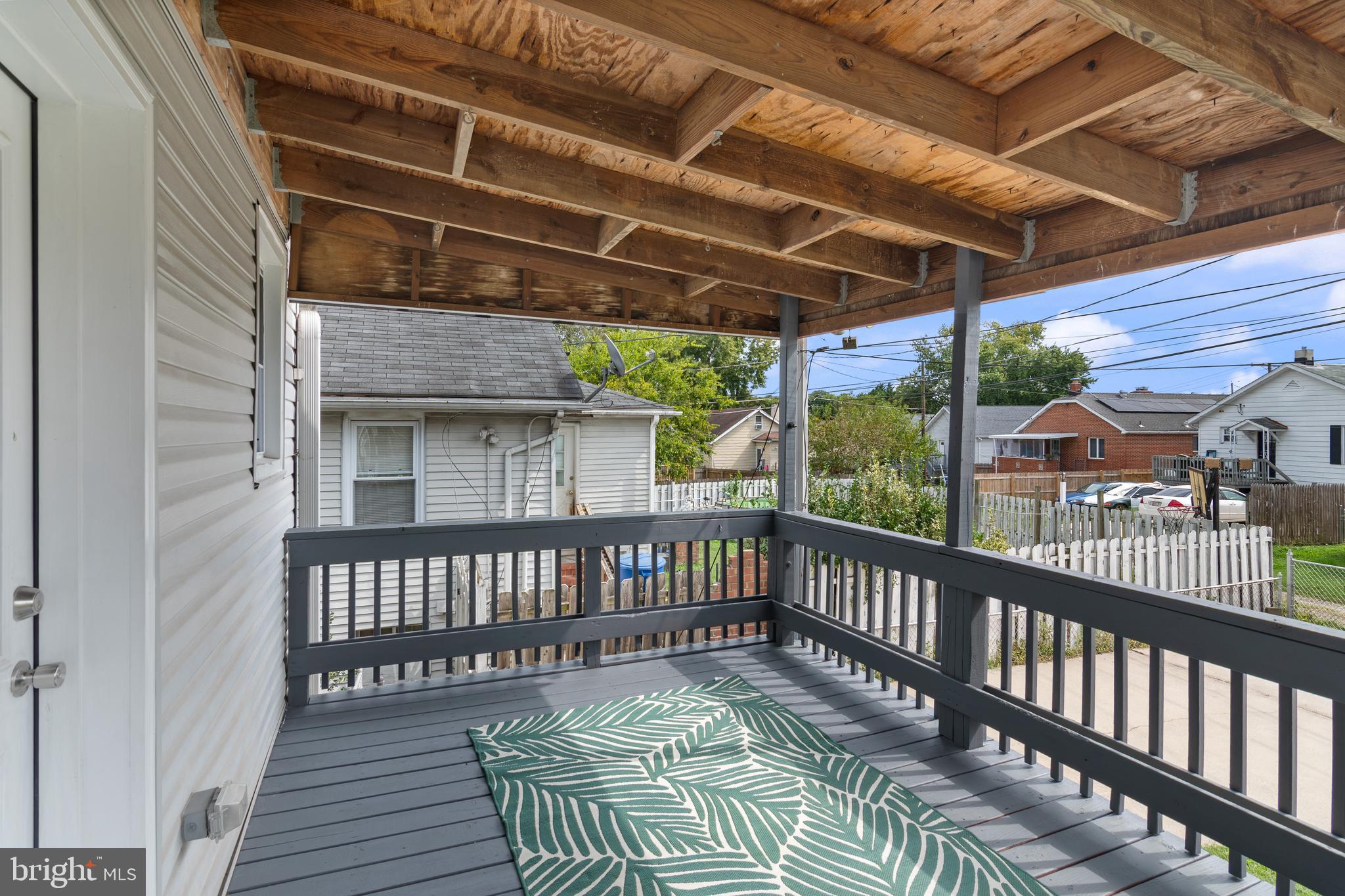 LORRAINE PARK - Residential