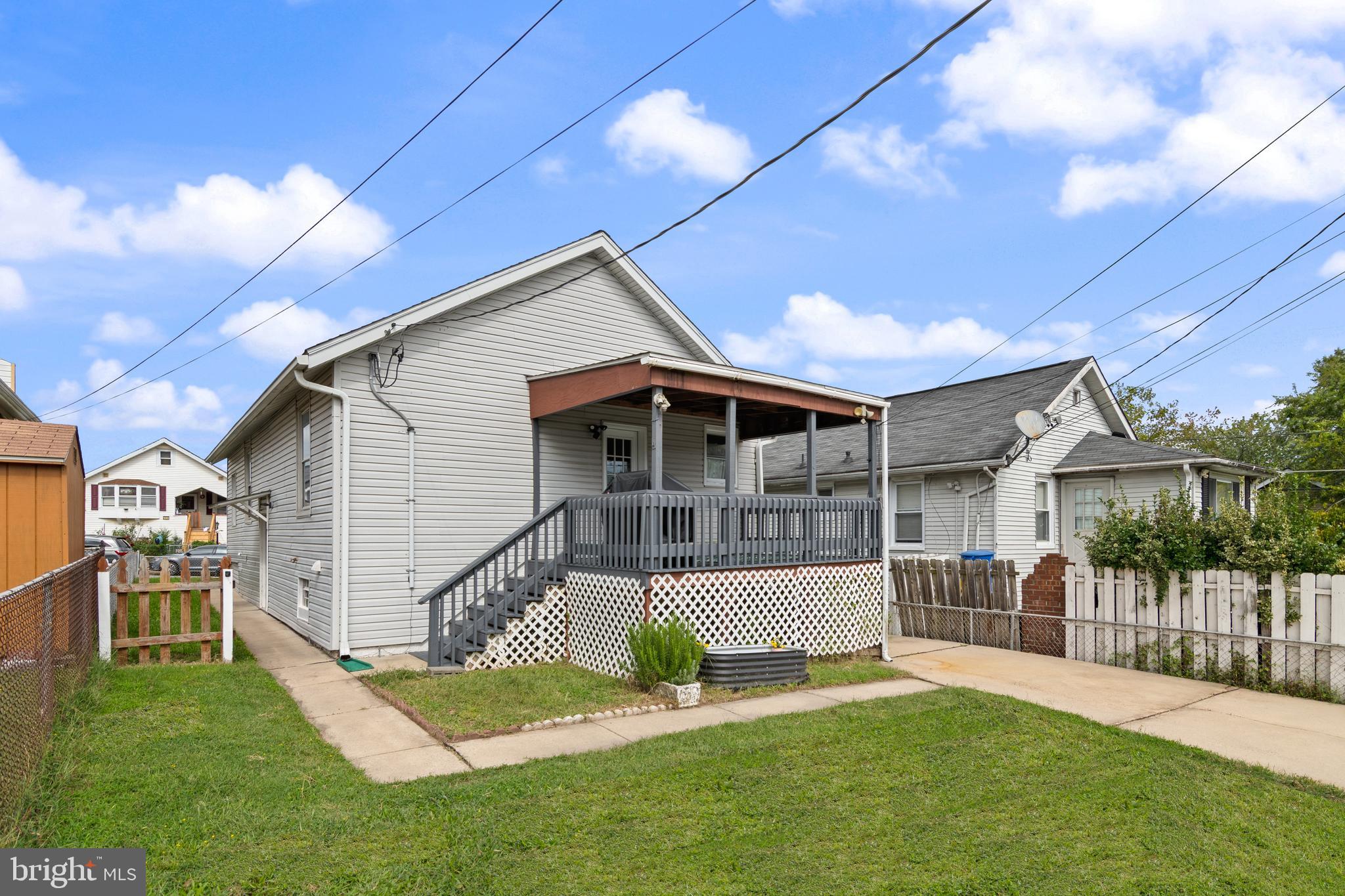 LORRAINE PARK - Residential