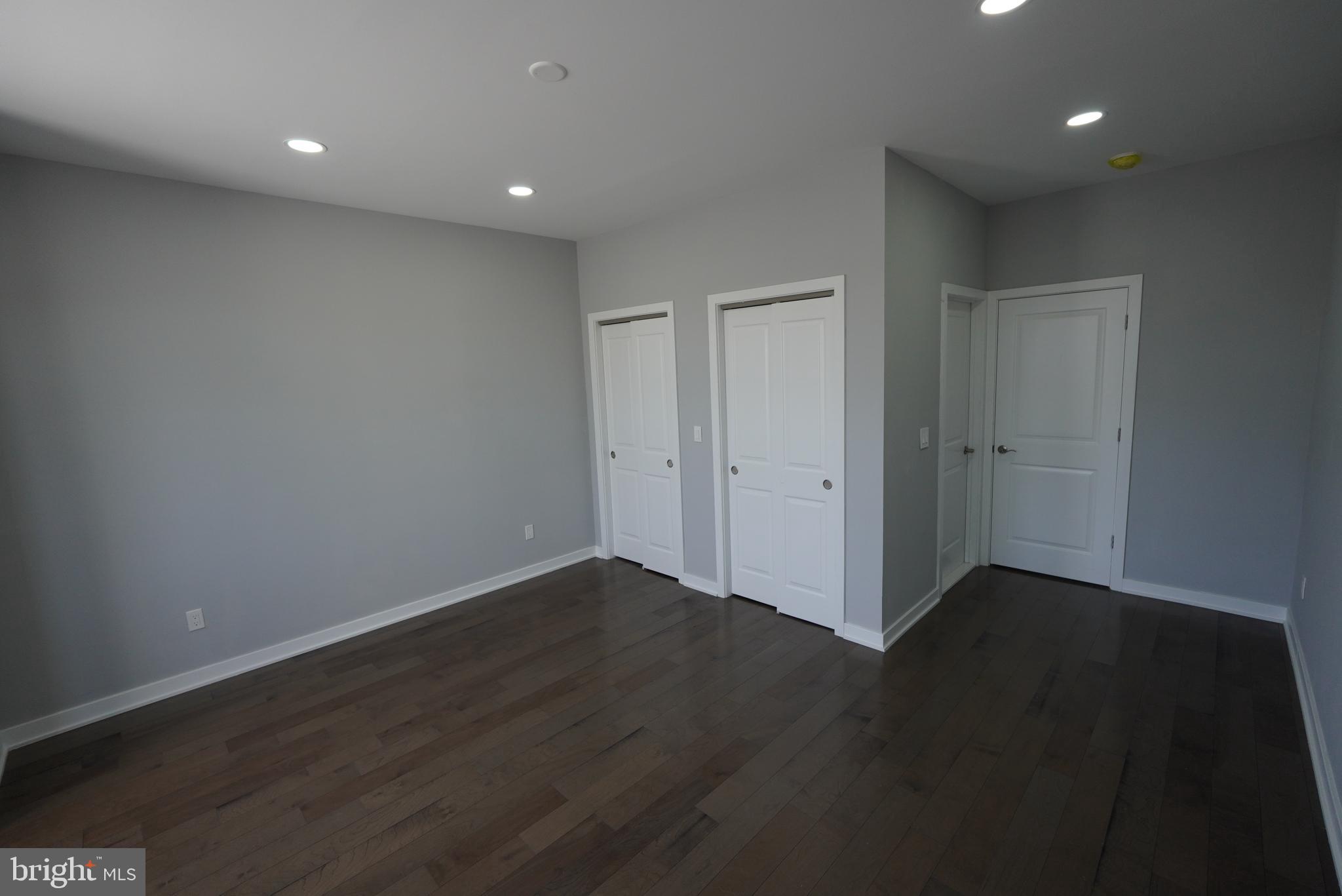 PHILADELPHIA (WEST) - Residential