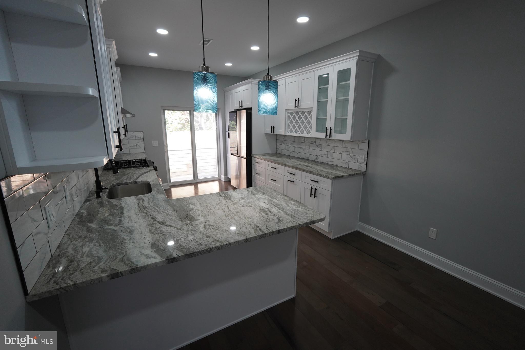 PHILADELPHIA (WEST) - Residential