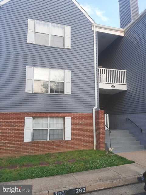 Condo For Rent - 200 Dover Place #201<br/> STAFFORD, VA 22556