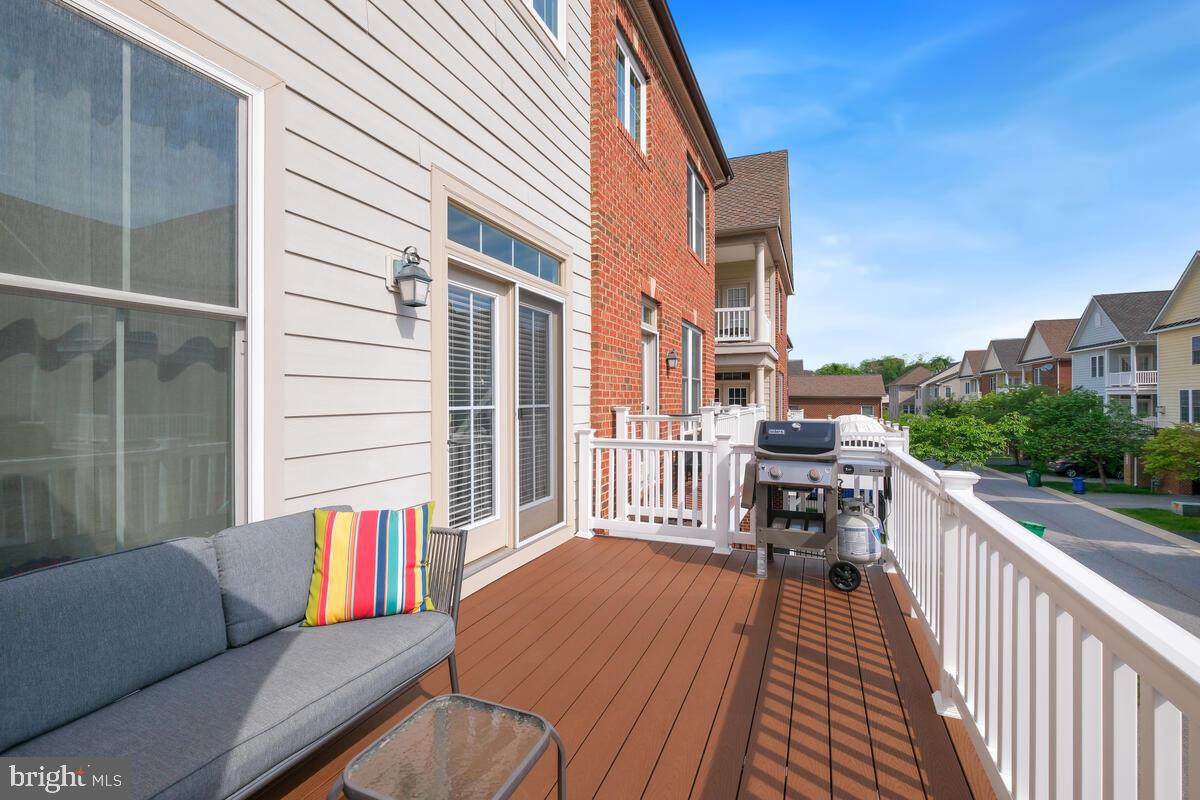 WATKINS MILL TOWN CENTER - Residential