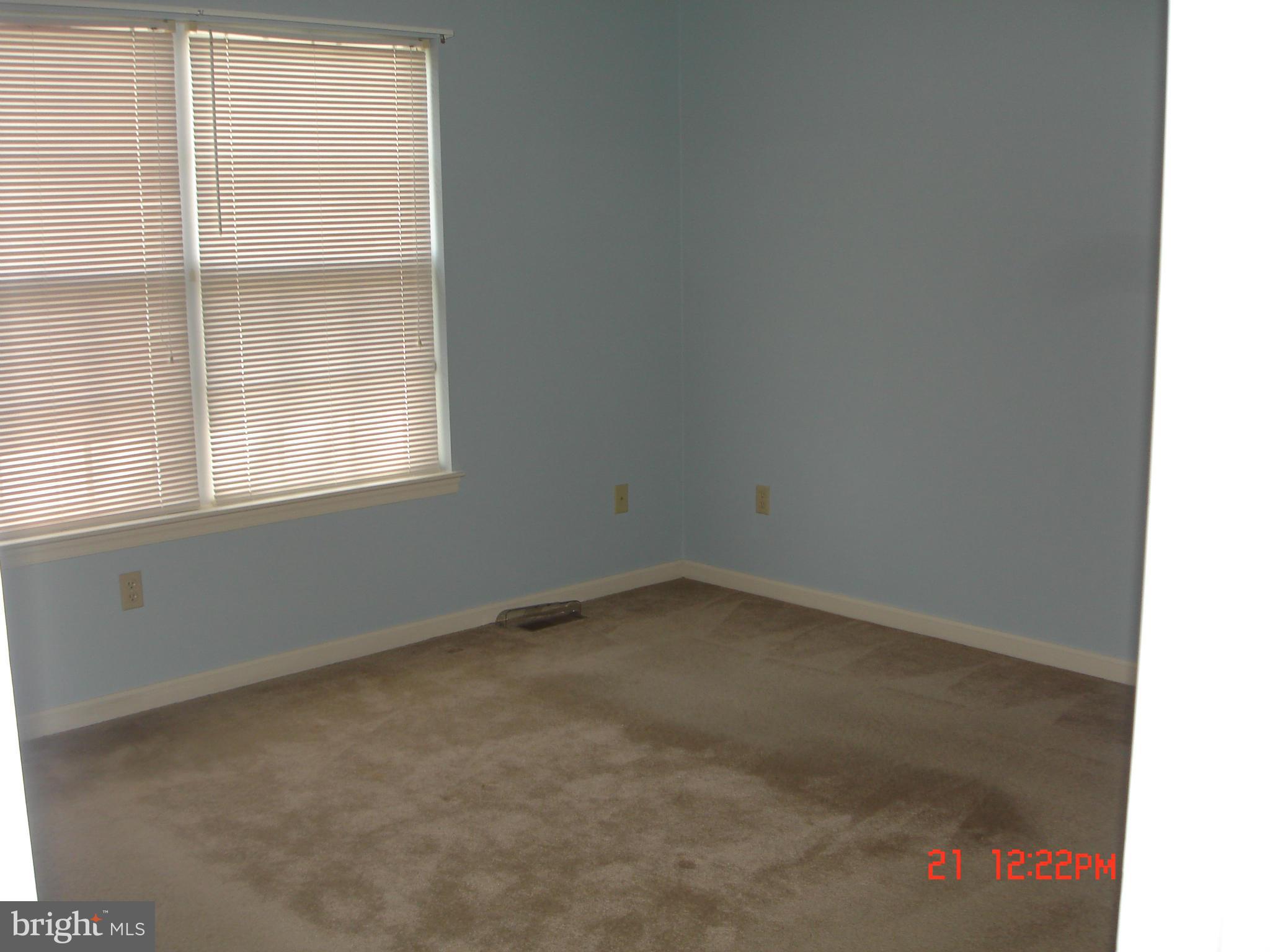 WOODLAND MANOR - Residential Lease