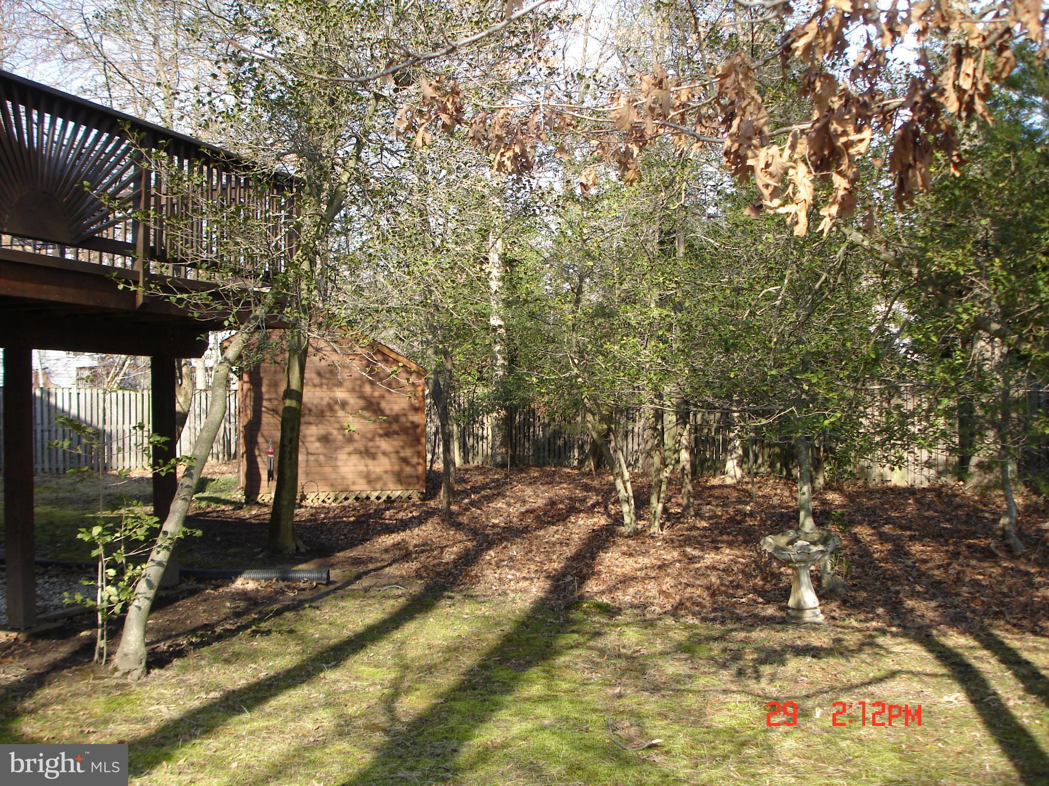 WOODLAND MANOR - Residential Lease