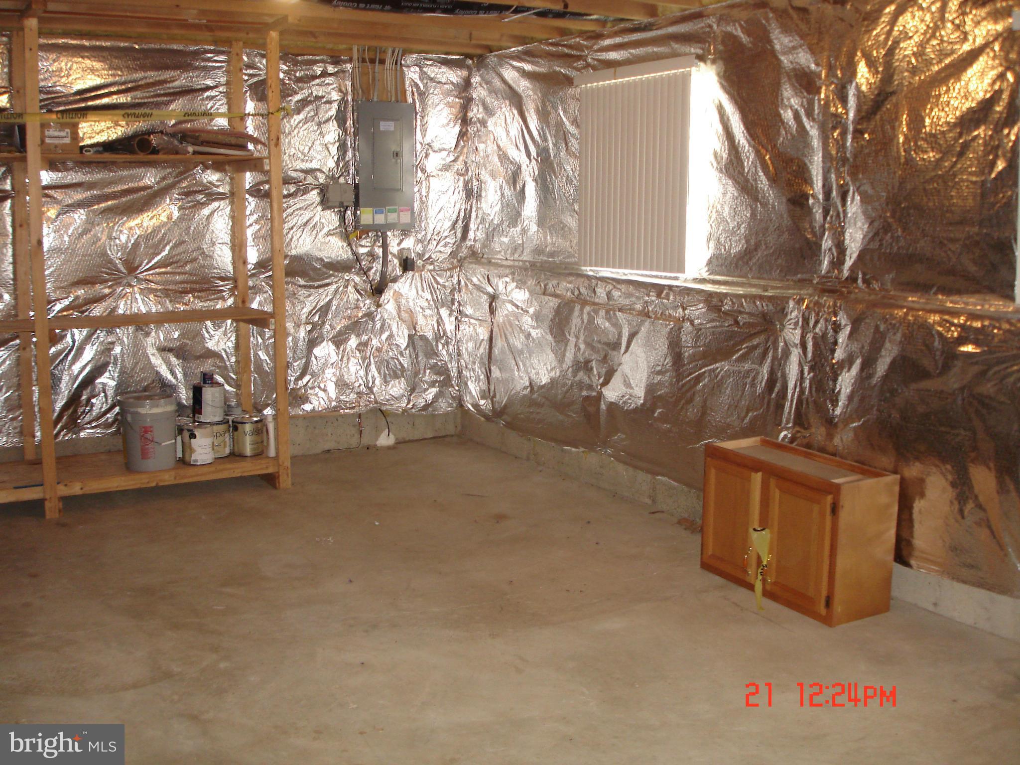 WOODLAND MANOR - Residential Lease