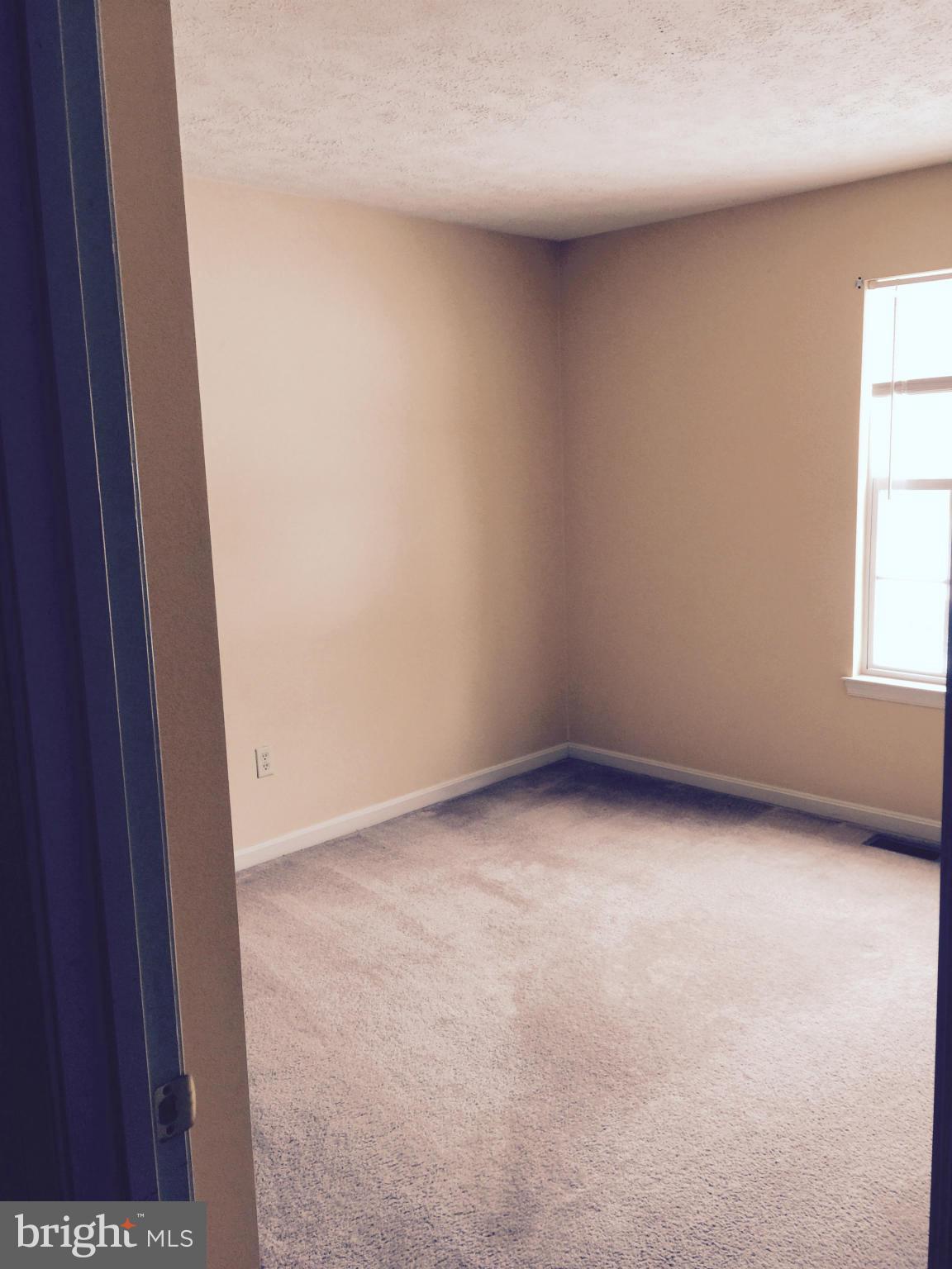 WOODLAND MANOR - Residential Lease