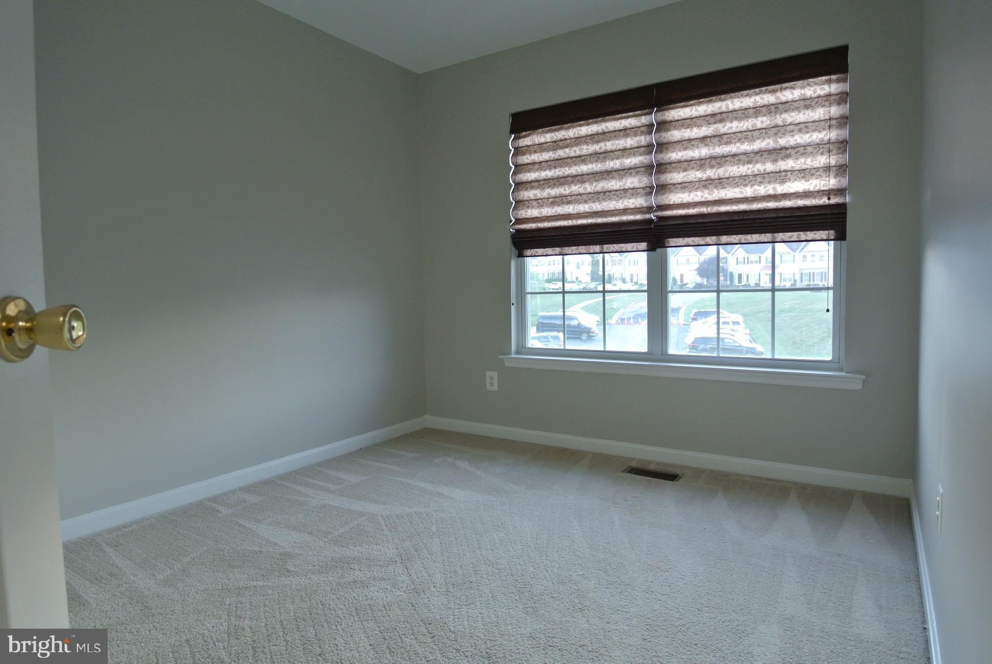 ASHBY PLACE II - Residential Lease