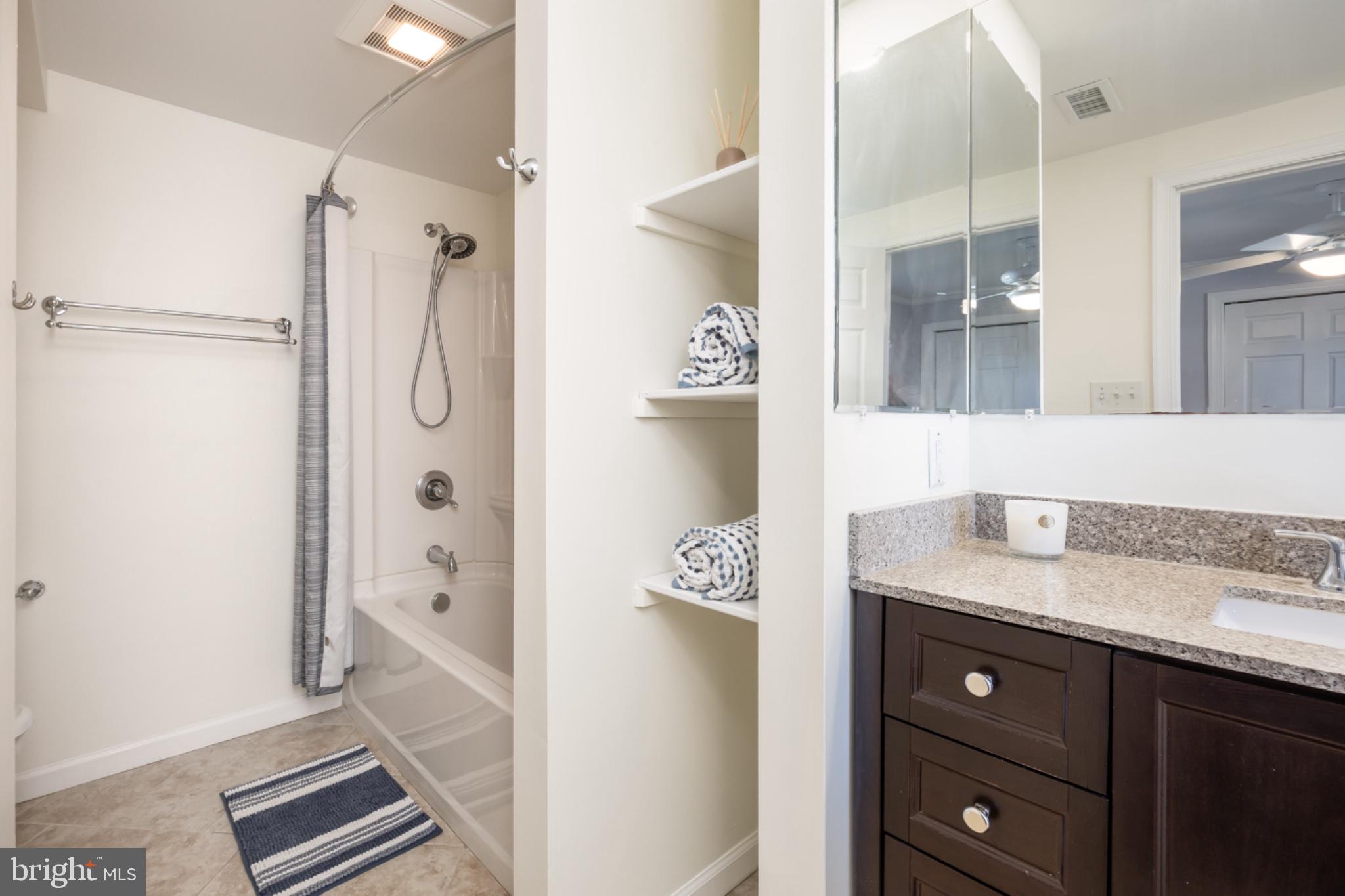 FRANKLIN KNOLL - Residential