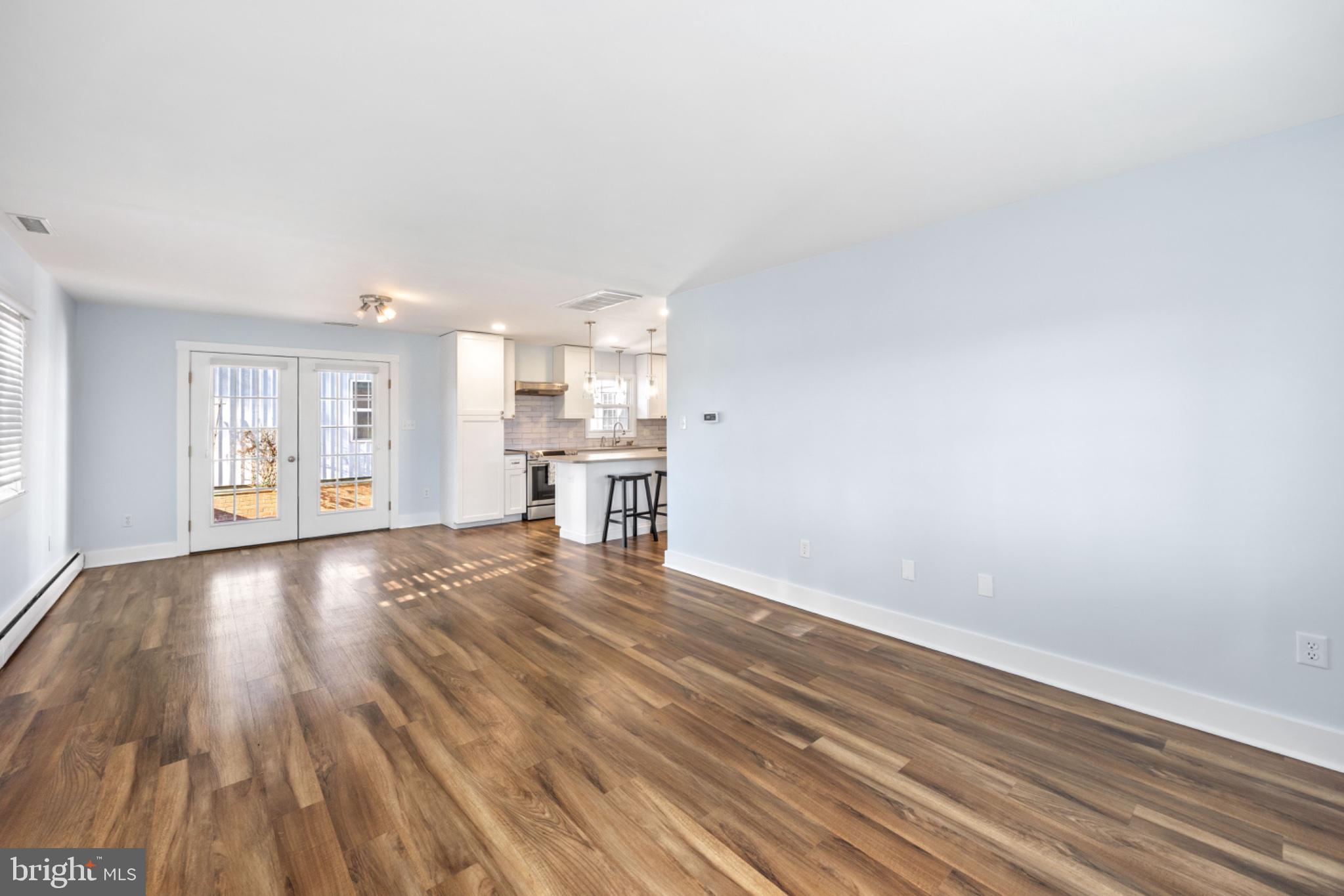 FRANKLIN KNOLL - Residential