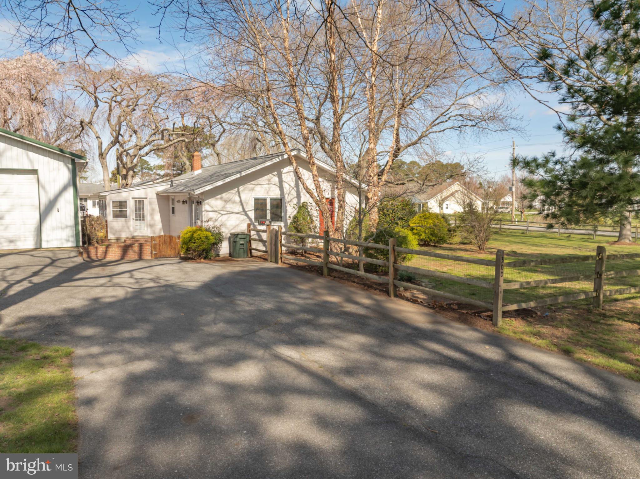 FRANKLIN KNOLL - Residential